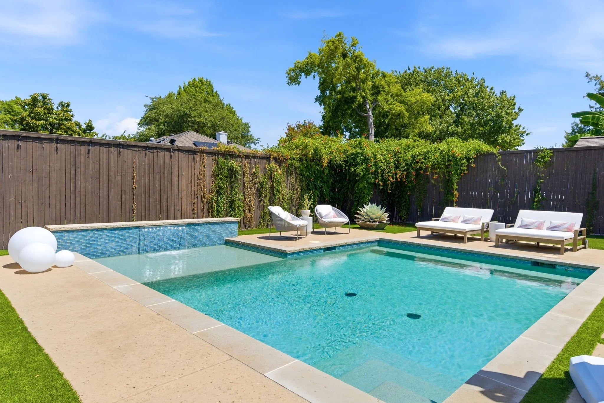 Modern Pool