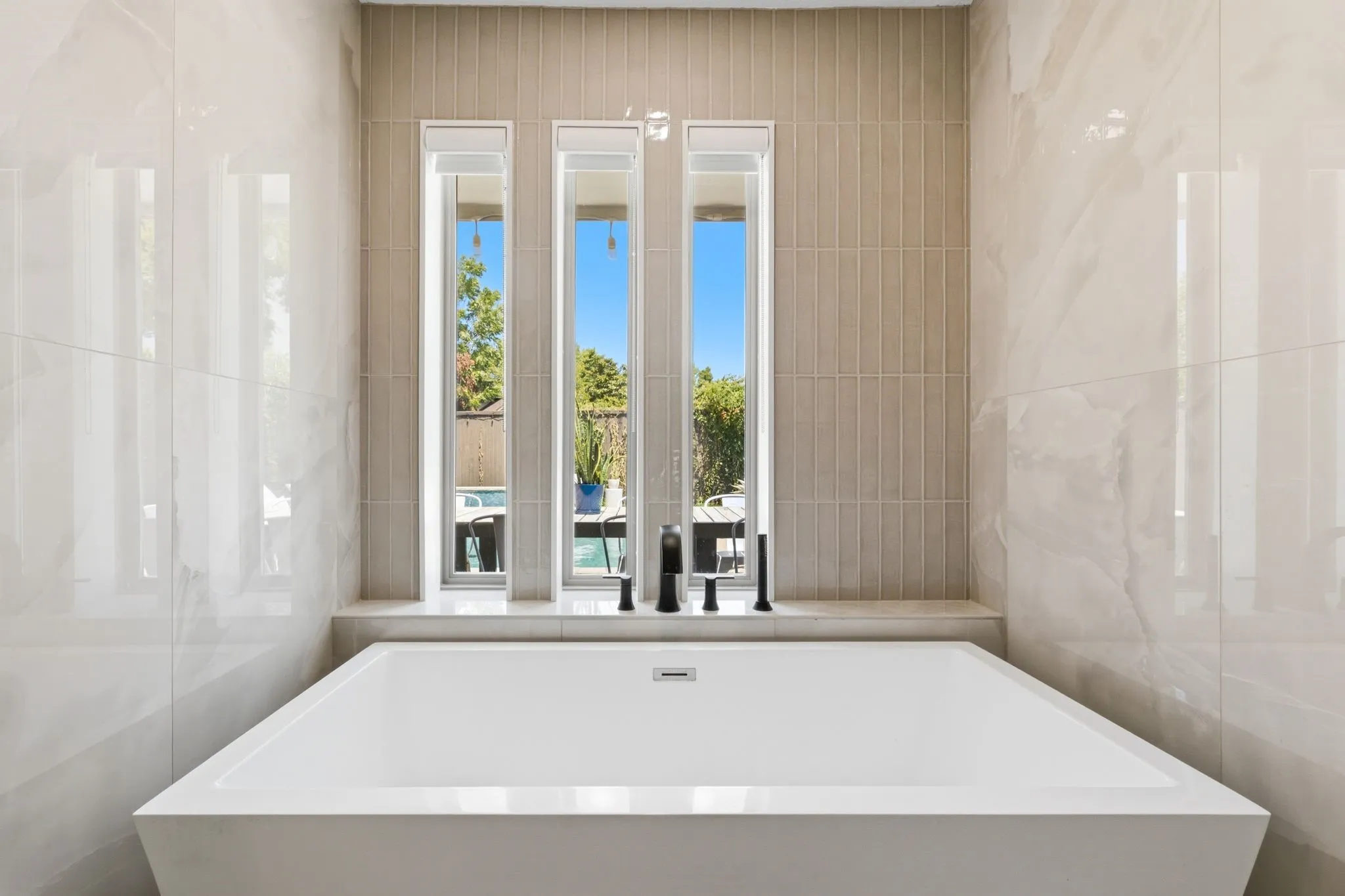 Soaking tub with outdoor views
