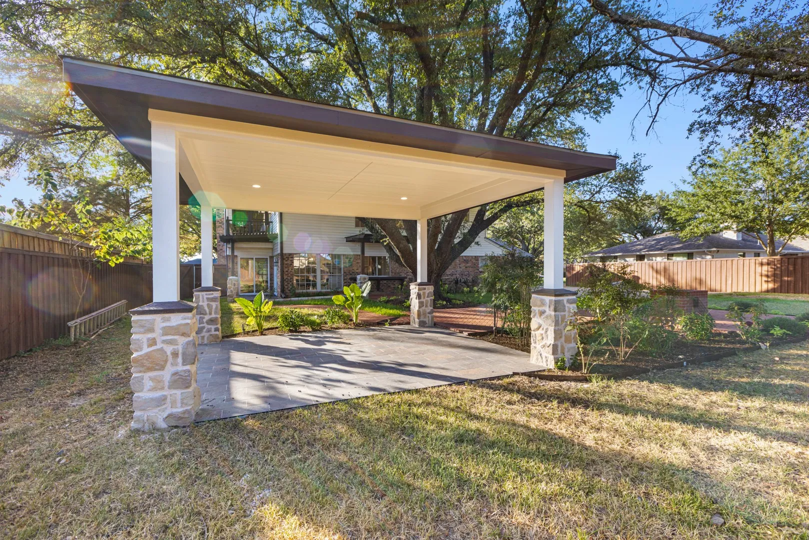 Single Family Residence For Sale in Kaufman County , 3 Haynes Circle, Terrell, Texas 75160, 4 Bedroom, 3 Bathroom, 2 Garage spaces, 2,809 Sqft, built in 1990, mls#21364731, Real Estate Agent in Terrell, Homes For Sale in Kaufman county, Homes For Sale in Terrell, Realtor in Terrell Texas, Real Estate Brokerage Independent Realty Texas, Luminita Cordes Realtor