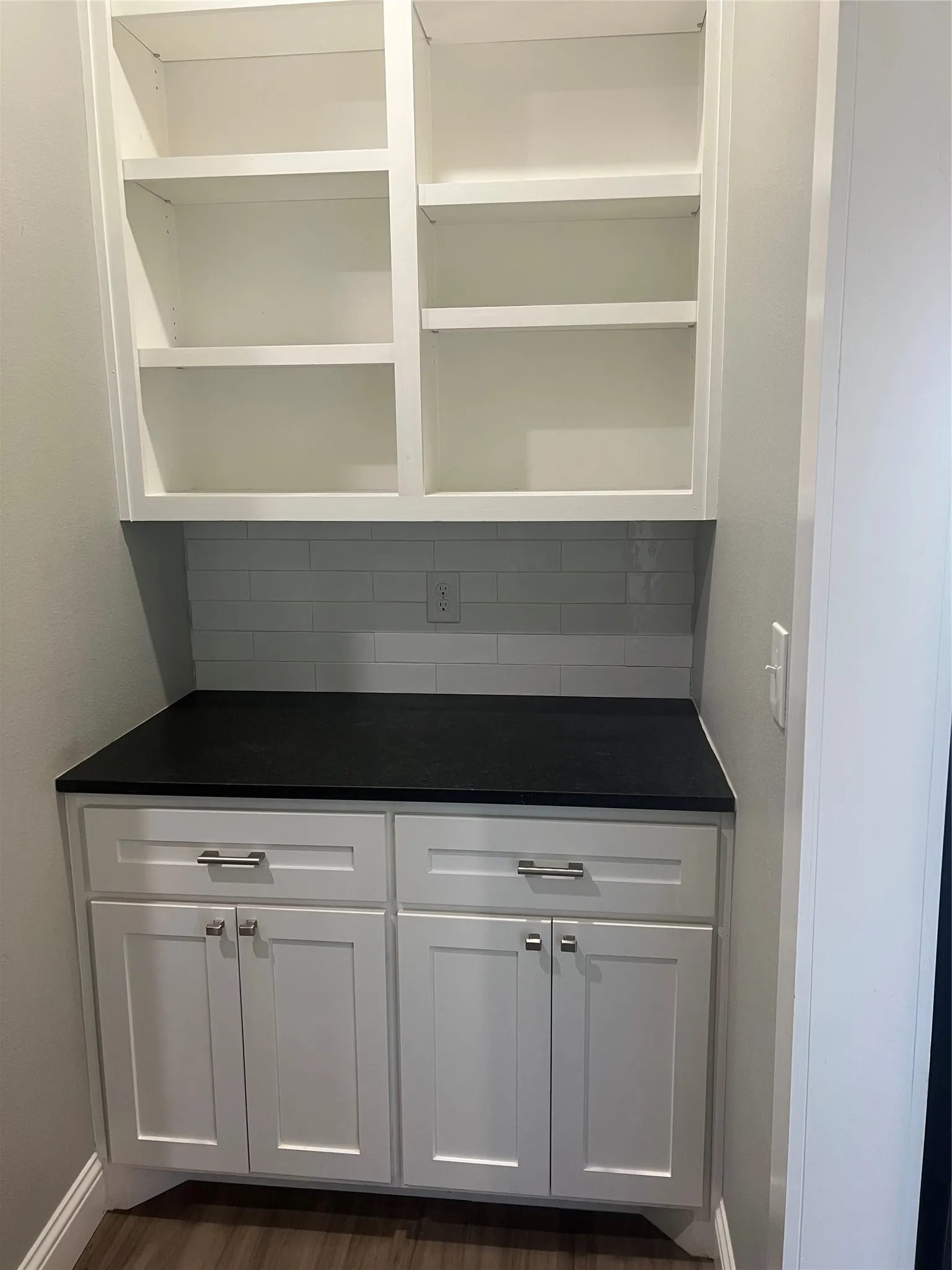 Single Family Residence For Sale in Taylor County , 1513 Old Settlers Way, Buffalo Gap, Texas 79508, 3 Bedroom, 2 Bathroom, 2 Garage spaces, 1,895 Sqft, built in 2020, mls#21365418, Real Estate Agent in Buffalo Gap, Homes For Sale in Taylor county, Homes For Sale in Buffalo Gap, Realtor in Buffalo Gap Texas, Real Estate Brokerage Independent Realty Texas, Luminita Cordes Realtor