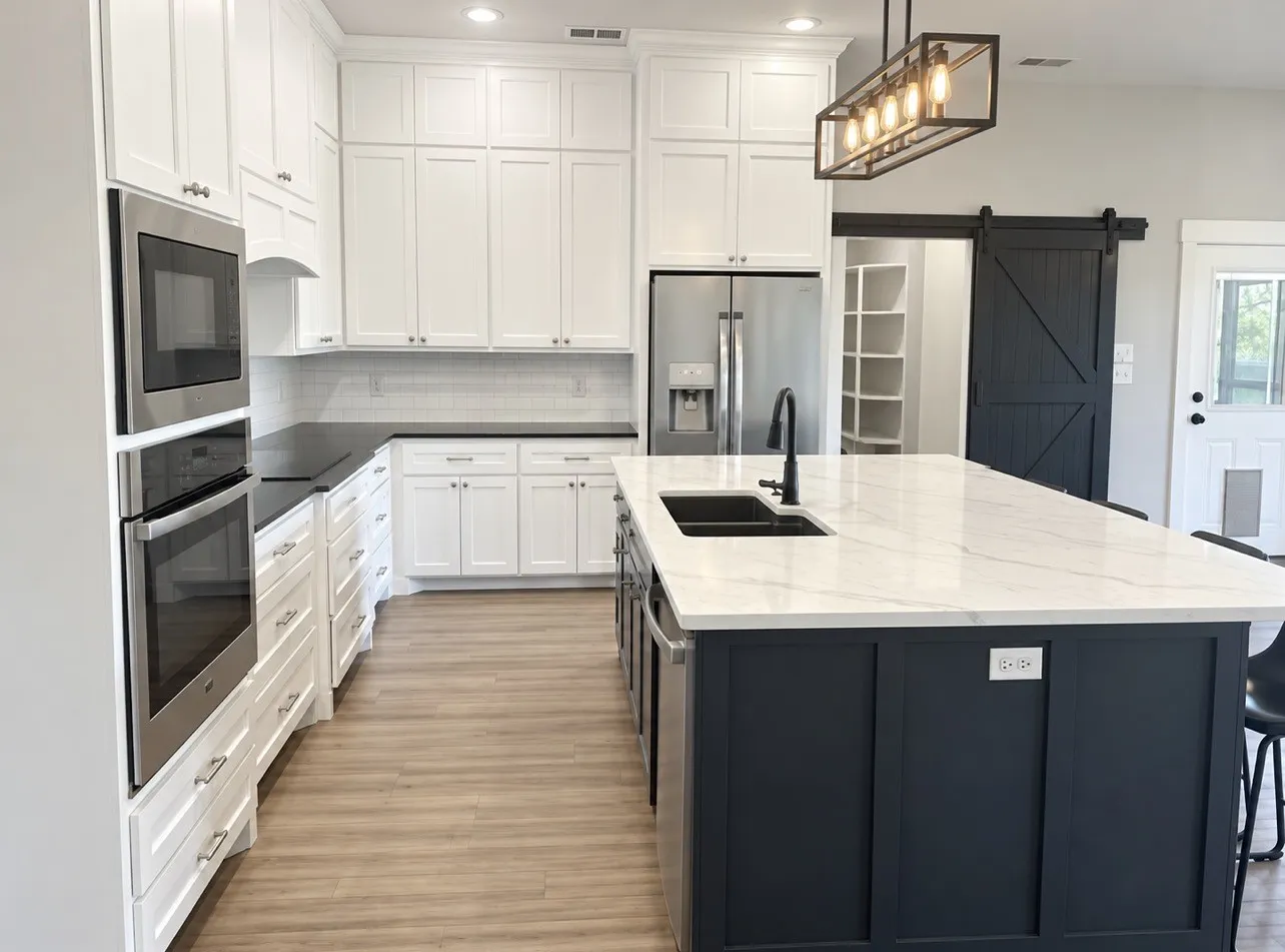 Single Family Residence For Sale in Taylor County , 1513 Old Settlers Way, Buffalo Gap, Texas 79508, 3 Bedroom, 2 Bathroom, 2 Garage spaces, 1,895 Sqft, built in 2020, mls#21365418, Real Estate Agent in Buffalo Gap, Homes For Sale in Taylor county, Homes For Sale in Buffalo Gap, Realtor in Buffalo Gap Texas, Real Estate Brokerage Independent Realty Texas, Luminita Cordes Realtor