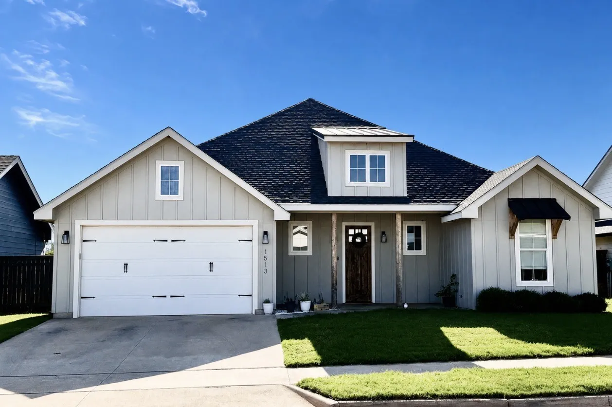 Single Family Residence For Sale in Taylor County , 1513 Old Settlers Way, Buffalo Gap, Texas 79508, 3 Bedroom, 2 Bathroom, 2 Garage spaces, 1,895 Sqft, built in 2020, mls#21365418, Real Estate Agent in Buffalo Gap, Homes For Sale in Taylor county, Homes For Sale in Buffalo Gap, Realtor in Buffalo Gap Texas, Real Estate Brokerage Independent Realty Texas, Luminita Cordes Realtor
