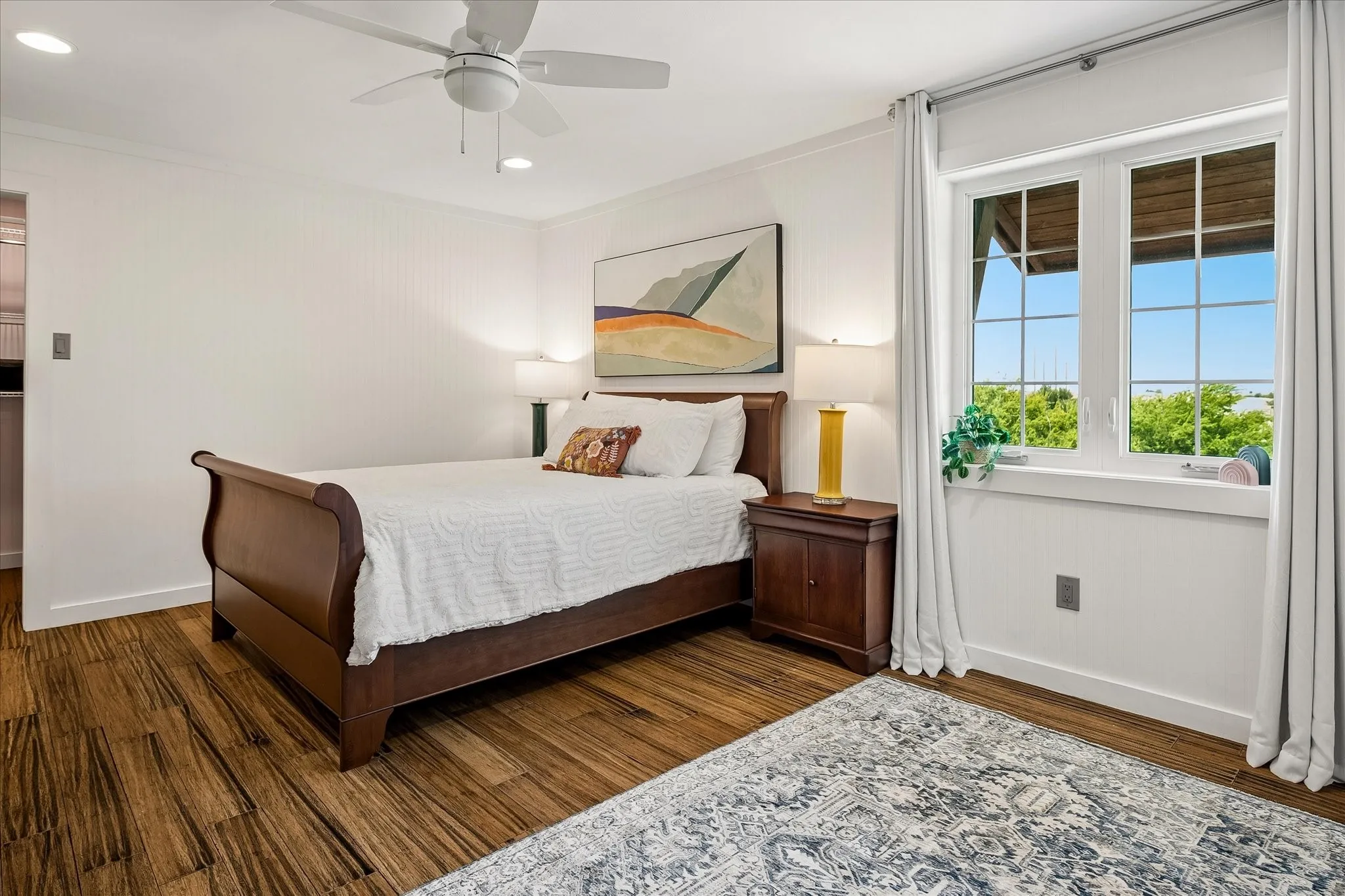 Gorgeous views and large walk in closet.