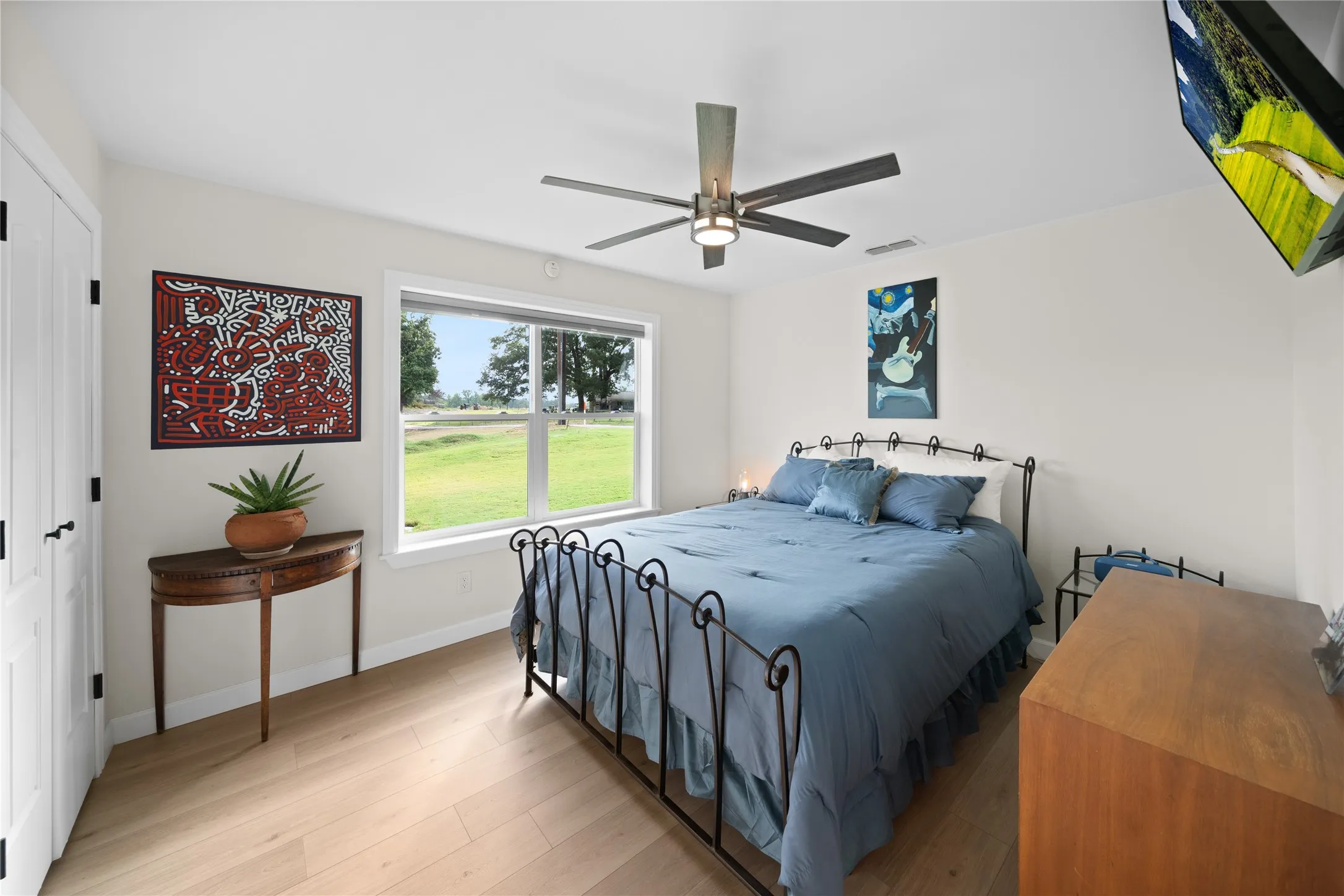 Single Family Residence For Sale in Henderson County , 7581 E Lake Drive, Murchison, Texas 75778, 4 Bedroom, 2 Bathroom, 2 Garage spaces, 2,380 Sqft, built in 2013, mls#21363898, Real Estate Agent in Murchison, Homes For Sale in Henderson county, Homes For Sale in Murchison, Realtor in Murchison Texas, Real Estate Brokerage Independent Realty Texas, Luminita Cordes Realtor