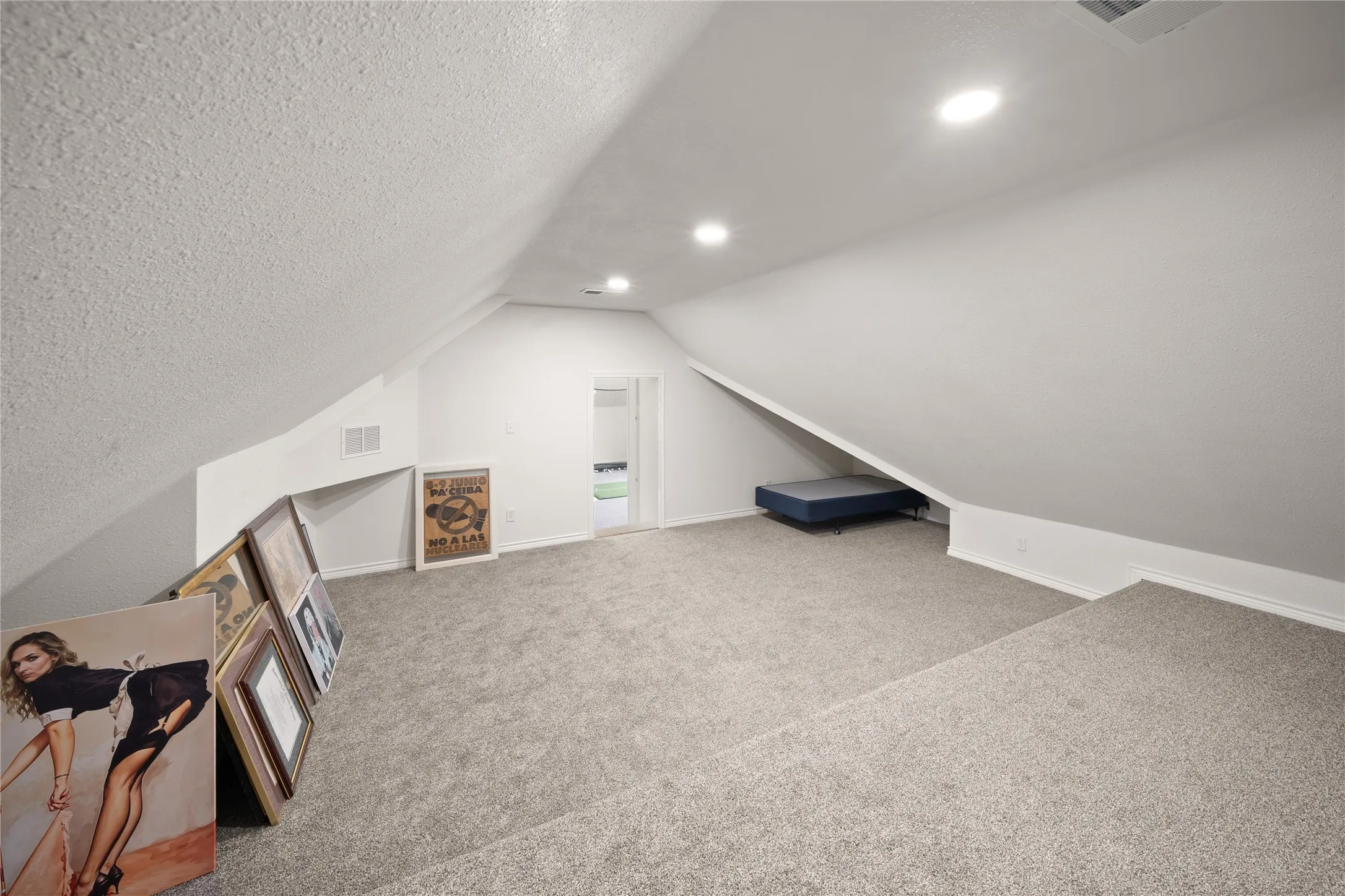 Single Family Residence For Sale in Henderson County , 7581 E Lake Drive, Murchison, Texas 75778, 4 Bedroom, 2 Bathroom, 2 Garage spaces, 2,380 Sqft, built in 2013, mls#21363898, Real Estate Agent in Murchison, Homes For Sale in Henderson county, Homes For Sale in Murchison, Realtor in Murchison Texas, Real Estate Brokerage Independent Realty Texas, Luminita Cordes Realtor