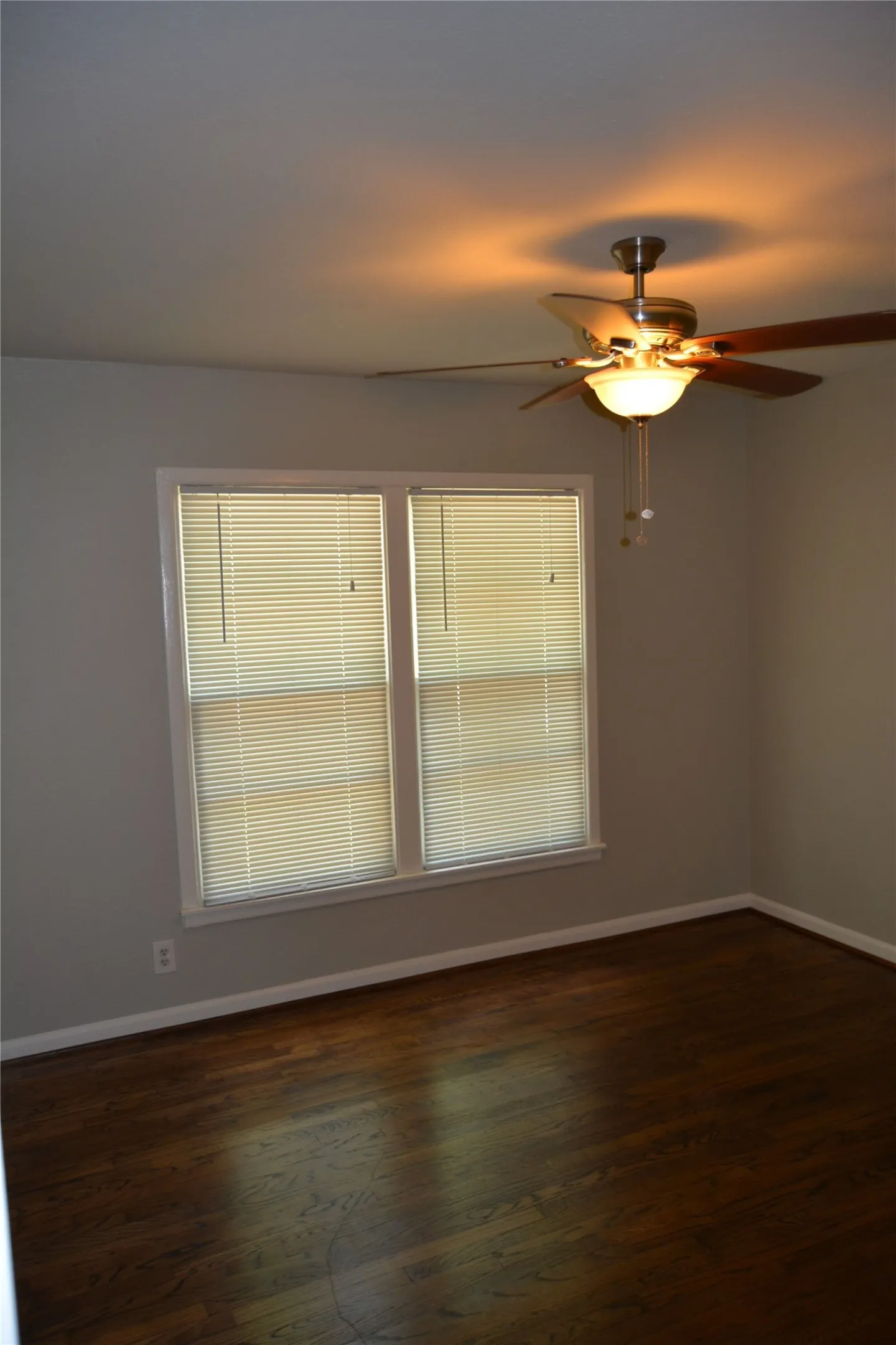 Single Family Residence For Rent in Tarrant County , 4117 Carma Drive, North Richland Hills, Texas 76180, 3 Bedroom, 2 Bathroom, 2 Garage spaces, 1,592 Sqft, built in 1955, mls#21365662, Real Estate Agent in North Richland Hills, Homes For Rent in Tarrant county, Homes For Rent in North Richland Hills, Realtor in North Richland Hills Texas, Real Estate Brokerage Independent Realty Texas, Luminita Cordes Realtor