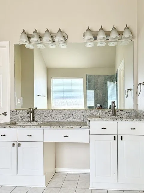 Single Family Residence For Rent in Collin County , 2413 Trailwest Lane, Plano, Texas 75025, 5 Bedroom, 3 Bathroom, 2 Garage spaces, 3,049 Sqft, built in 1997, mls#21365665, Real Estate Agent in Plano, Homes For Rent in Collin county, Homes For Rent in Plano, Realtor in Plano Texas, Real Estate Brokerage Independent Realty Texas, Luminita Cordes Realtor