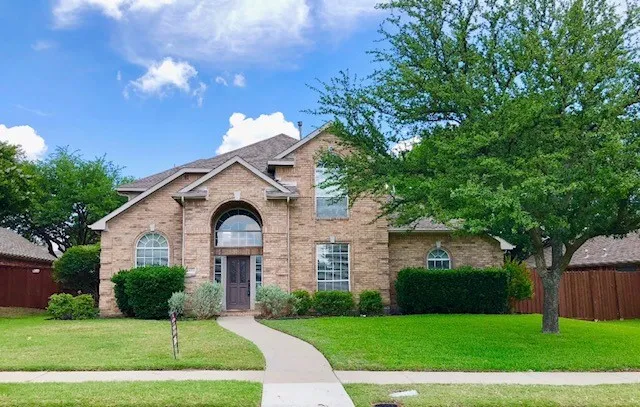 Single Family Residence For Rent in Collin County , 2413 Trailwest Lane, Plano, Texas 75025, 5 Bedroom, 3 Bathroom, 2 Garage spaces, 3,049 Sqft, built in 1997, mls#21365665, Real Estate Agent in Plano, Homes For Rent in Collin county, Homes For Rent in Plano, Realtor in Plano Texas, Real Estate Brokerage Independent Realty Texas, Luminita Cordes Realtor