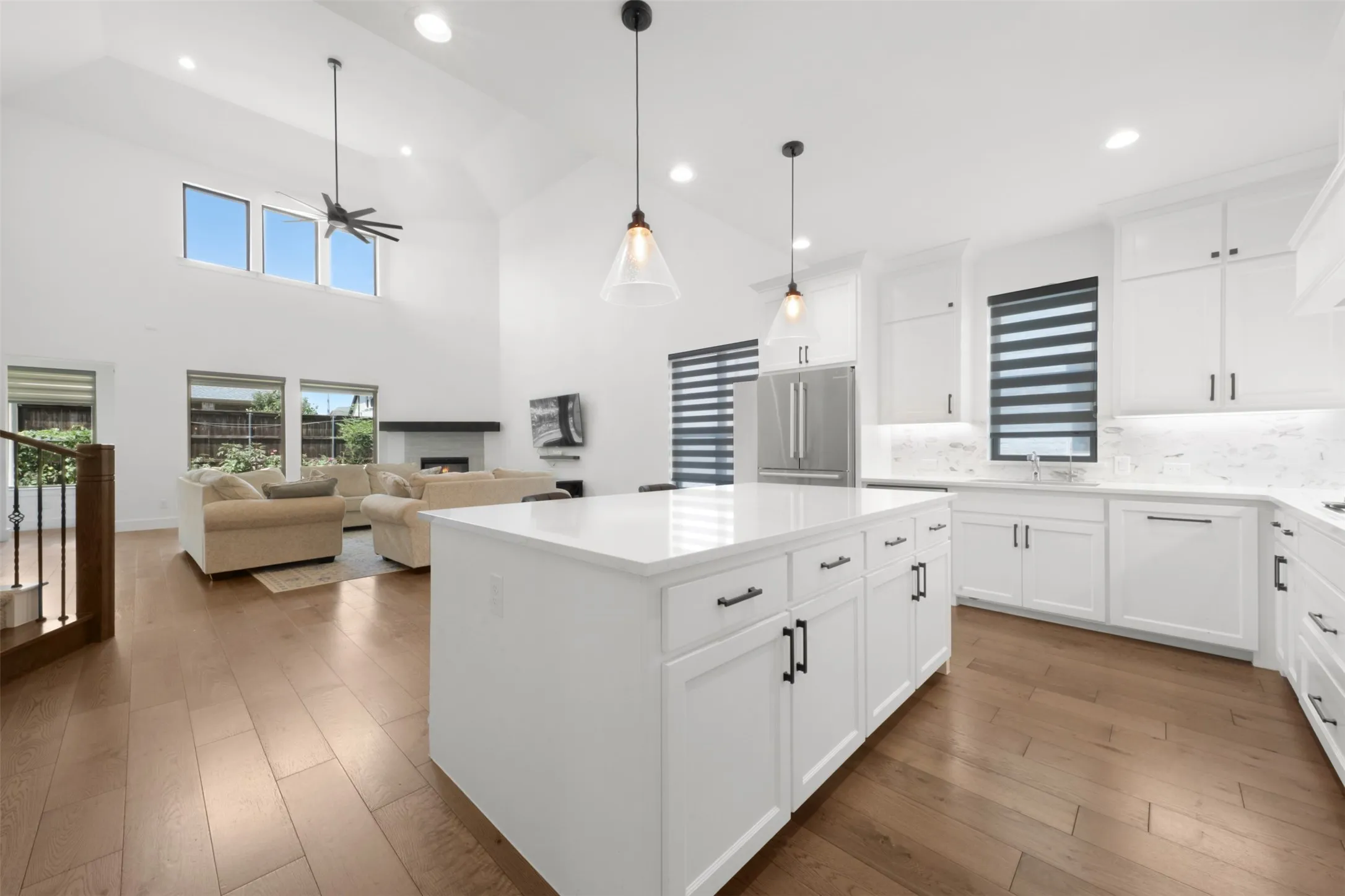 Single Family Residence For Rent in Collin County , 14164 Berryfield Lane, Frisco, Texas 75035, 4 Bedroom, 3 Bathroom, 2 Garage spaces, 3,426 Sqft, built in 2021, Price $4,000, mls#21365670, Real Estate Agent in Frisco, Homes For Rent in Collin county, Homes For Rent in Frisco, Realtor in Frisco Texas, Real Estate Brokerage Independent Realty Texas, Luminita Cordes Realtor