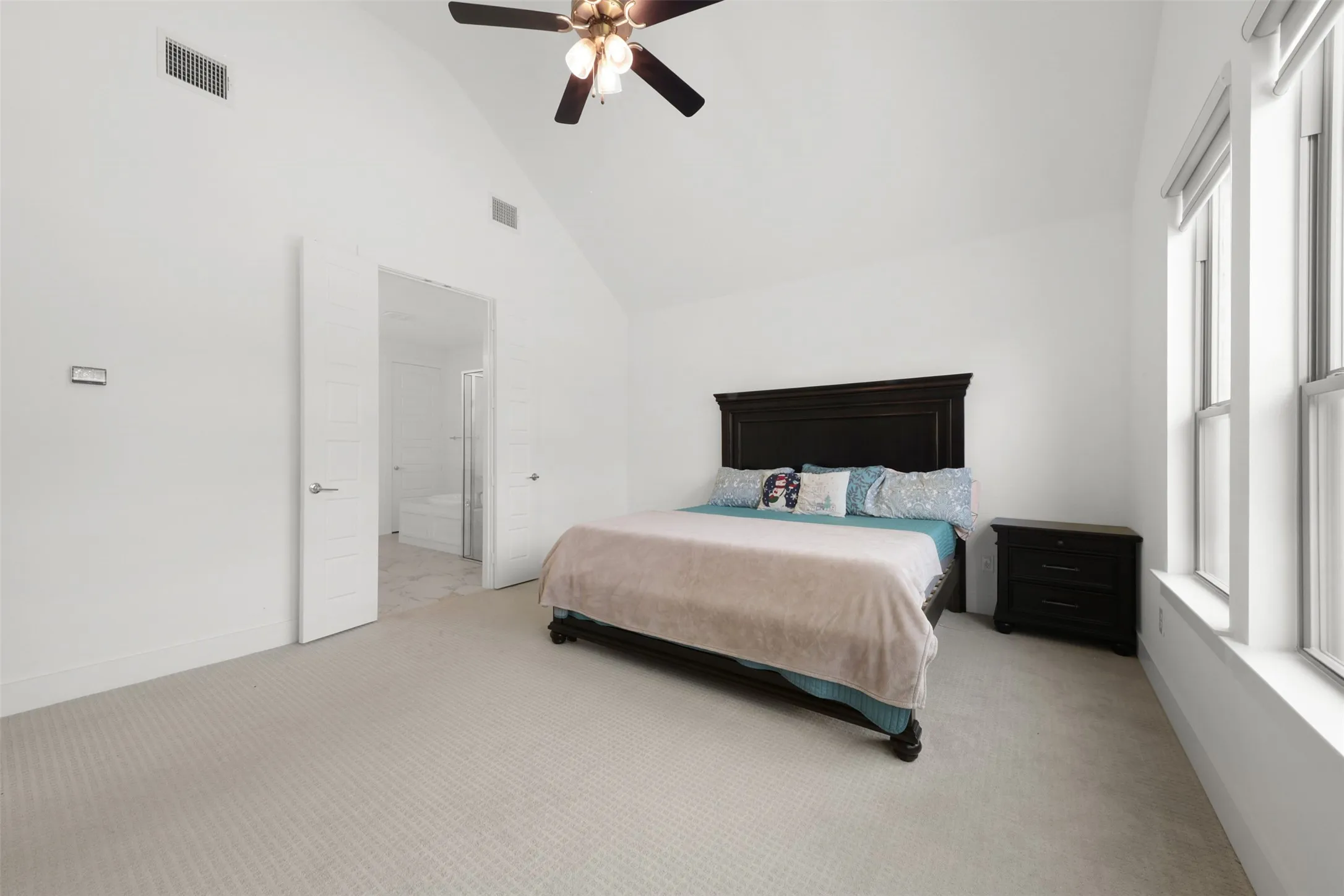 Single Family Residence For Rent in Collin County , 14164 Berryfield Lane, Frisco, Texas 75035, 4 Bedroom, 3 Bathroom, 2 Garage spaces, 3,426 Sqft, built in 2021, Price $4,000, mls#21365670, Real Estate Agent in Frisco, Homes For Rent in Collin county, Homes For Rent in Frisco, Realtor in Frisco Texas, Real Estate Brokerage Independent Realty Texas, Luminita Cordes Realtor