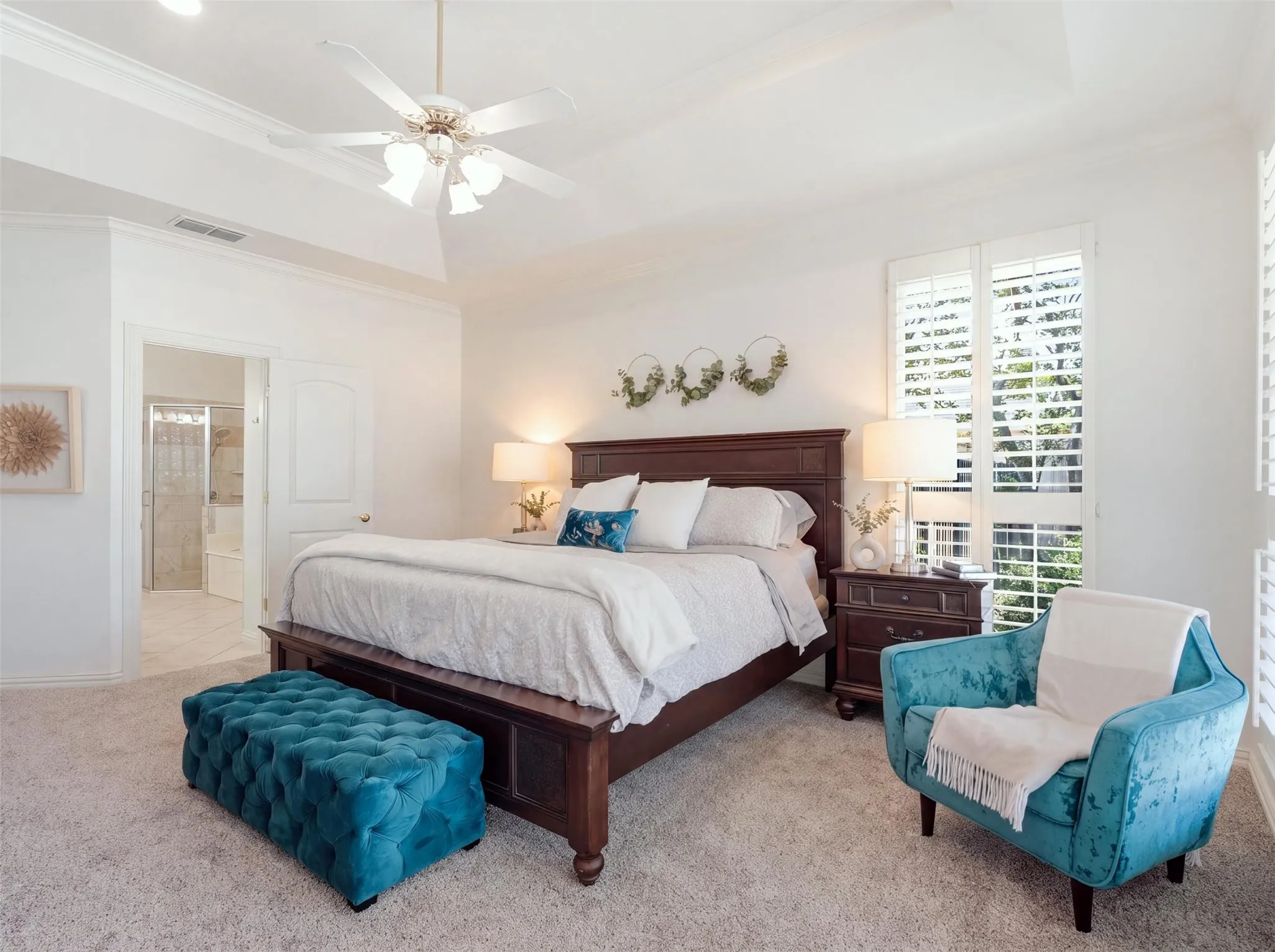 Single Family Residence For Sale in Parker County , 156 S Fork Drive, Hudson Oaks, Texas 76087, 3 Bedroom, 3 Bathroom, 3 Garage spaces, 2,617 Sqft, built in 1993, mls#21363756, Real Estate Agent in Hudson Oaks, Homes For Sale in Parker county, Homes For Sale in Hudson Oaks, Realtor in Hudson Oaks Texas, Real Estate Brokerage Independent Realty Texas, Luminita Cordes Realtor