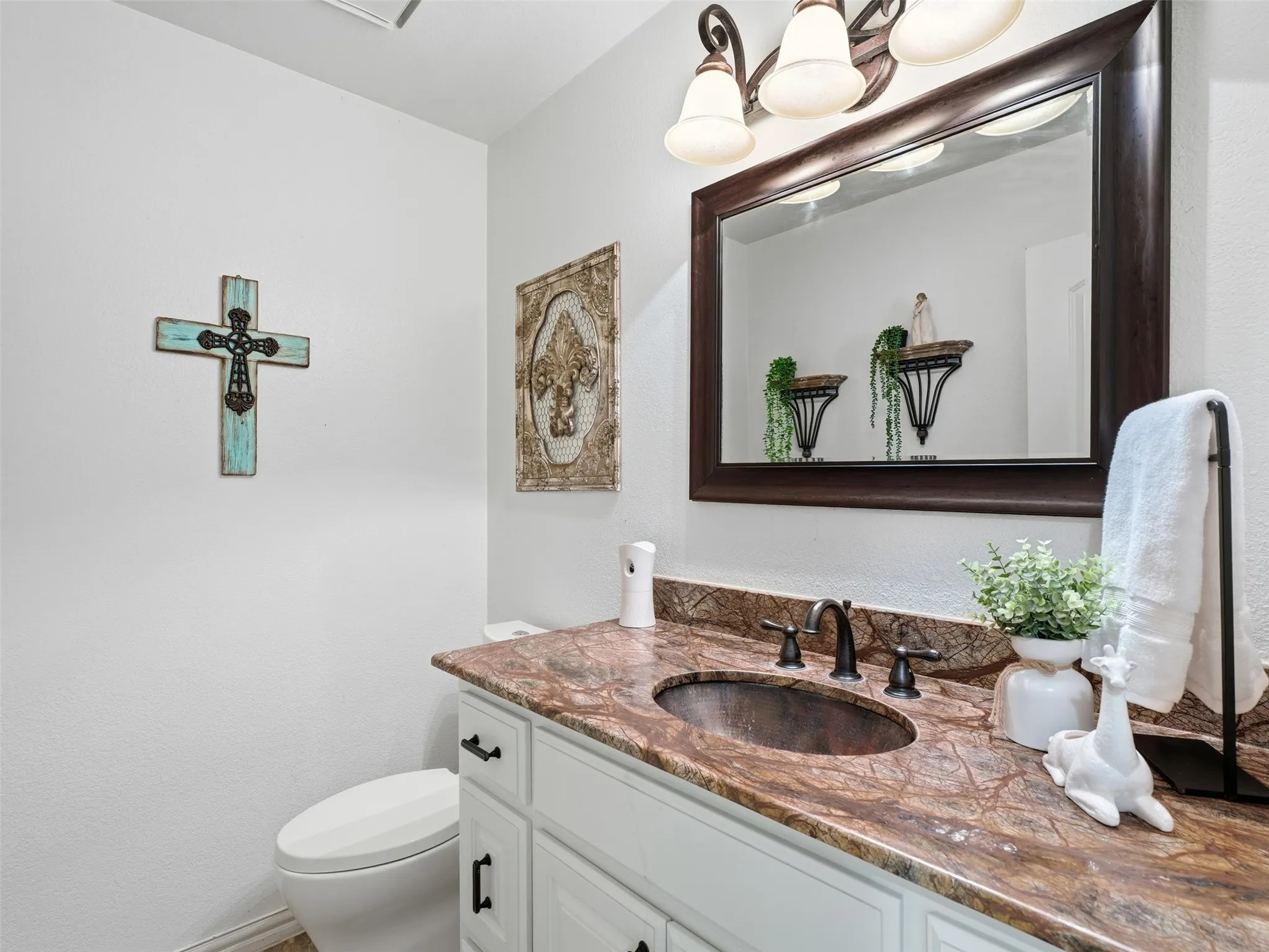 Single Family Residence For Sale in Parker County , 156 S Fork Drive, Hudson Oaks, Texas 76087, 3 Bedroom, 3 Bathroom, 3 Garage spaces, 2,617 Sqft, built in 1993, mls#21363756, Real Estate Agent in Hudson Oaks, Homes For Sale in Parker county, Homes For Sale in Hudson Oaks, Realtor in Hudson Oaks Texas, Real Estate Brokerage Independent Realty Texas, Luminita Cordes Realtor