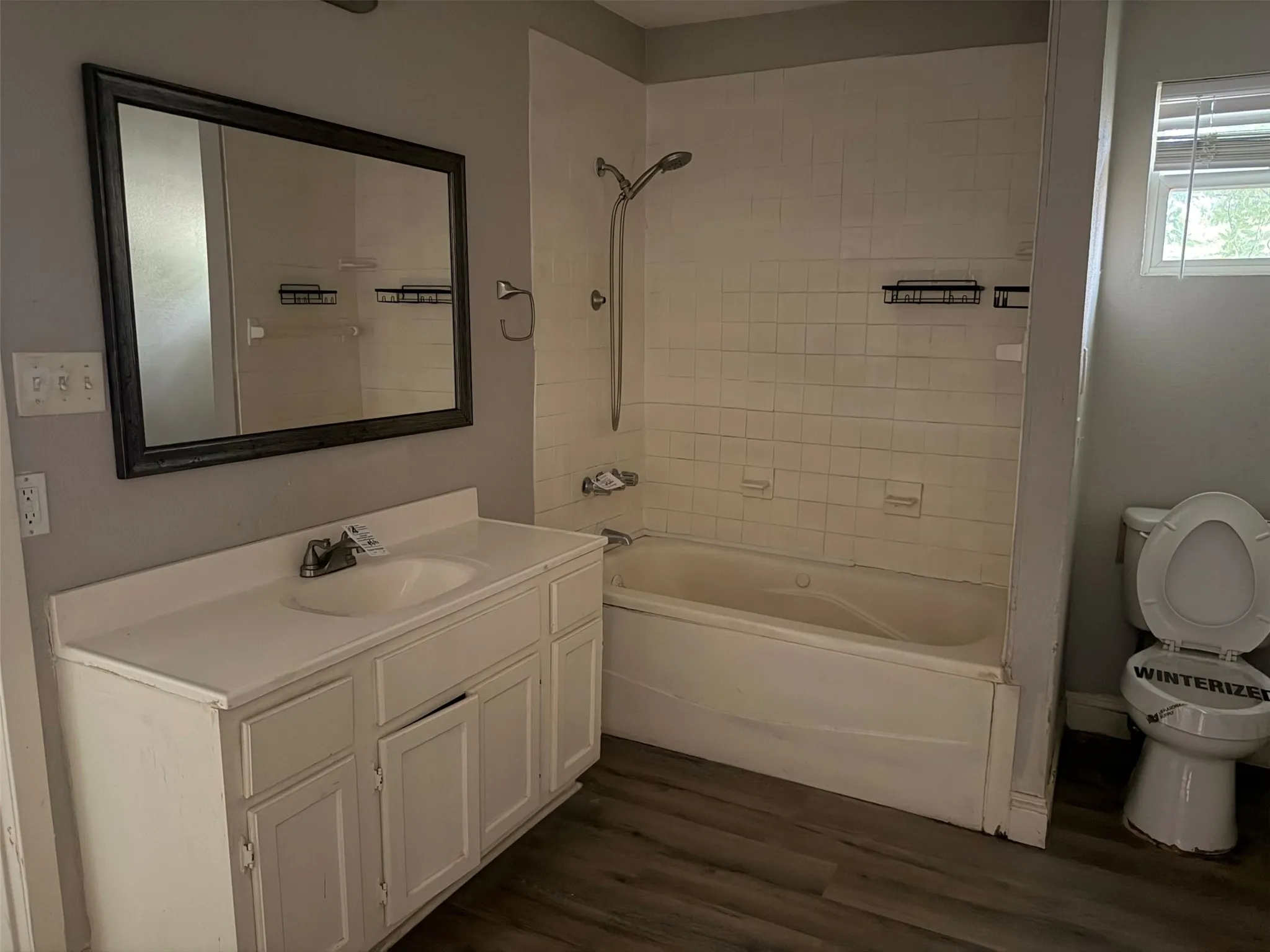 Ensuite primary bath
