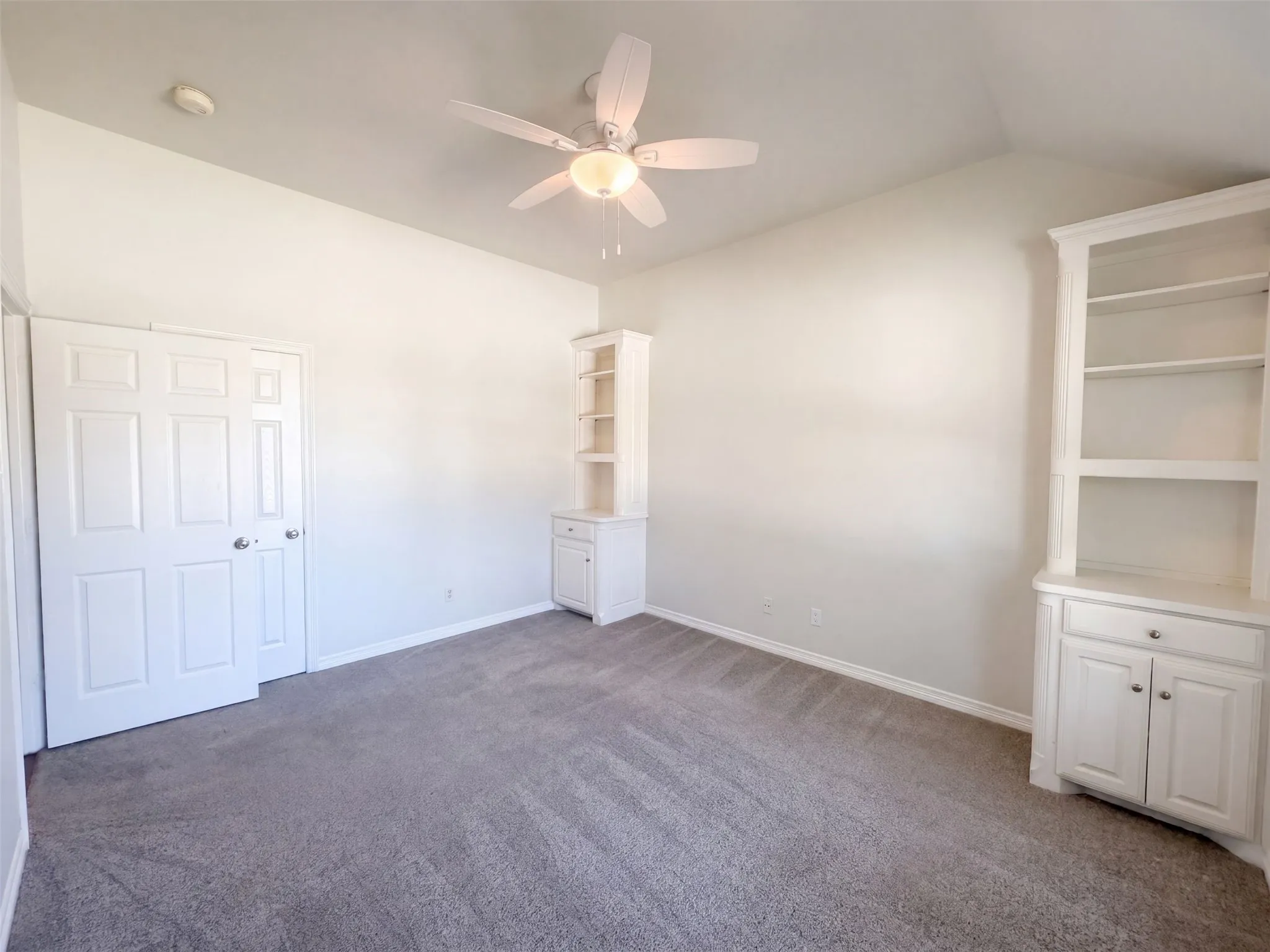 Single Family Residence For Sale in Denton County , 6 Cimarron Court, Trophy Club, Texas 76262, 4 Bedroom, 3 Bathroom, 2 Garage spaces, 2,527 Sqft, built in 1997, mls#21365675, Real Estate Agent in Trophy Club, Homes For Sale in Denton county, Homes For Sale in Trophy Club, Realtor in Trophy Club Texas, Real Estate Brokerage Independent Realty Texas, Luminita Cordes Realtor