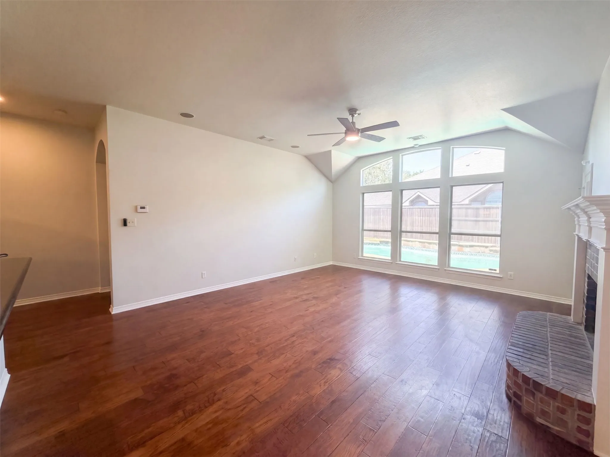 Single Family Residence For Sale in Denton County , 6 Cimarron Court, Trophy Club, Texas 76262, 4 Bedroom, 3 Bathroom, 2 Garage spaces, 2,527 Sqft, built in 1997, mls#21365675, Real Estate Agent in Trophy Club, Homes For Sale in Denton county, Homes For Sale in Trophy Club, Realtor in Trophy Club Texas, Real Estate Brokerage Independent Realty Texas, Luminita Cordes Realtor