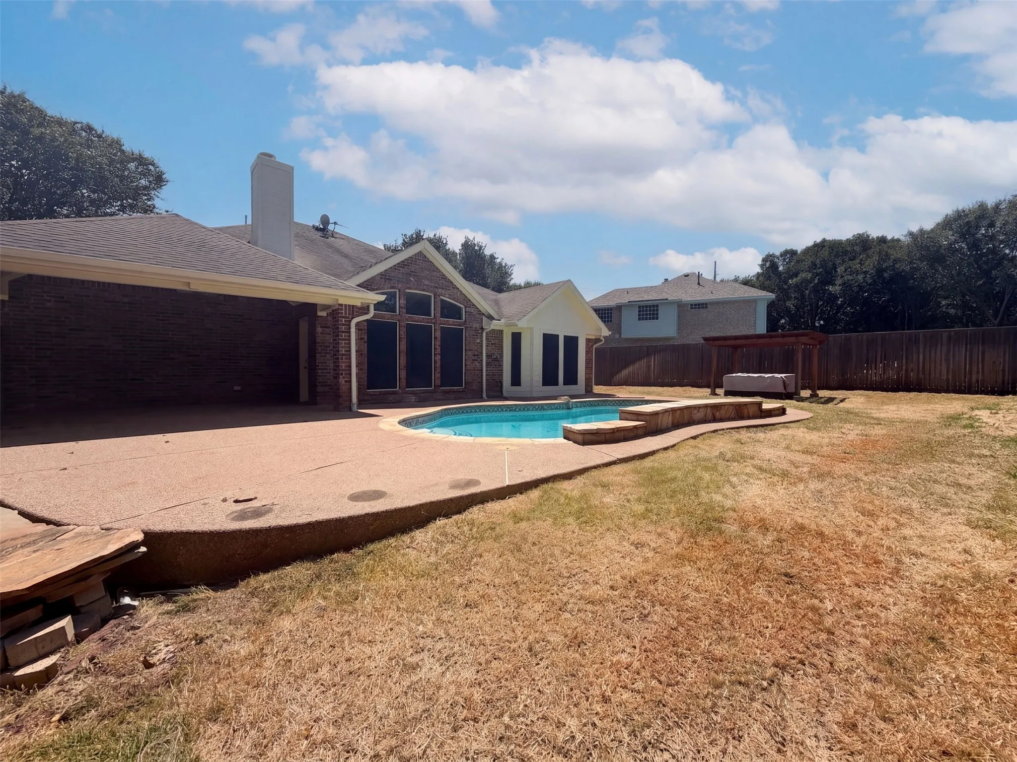 Single Family Residence For Sale in Denton County , 6 Cimarron Court, Trophy Club, Texas 76262, 4 Bedroom, 3 Bathroom, 2 Garage spaces, 2,527 Sqft, built in 1997, mls#21365675, Real Estate Agent in Trophy Club, Homes For Sale in Denton county, Homes For Sale in Trophy Club, Realtor in Trophy Club Texas, Real Estate Brokerage Independent Realty Texas, Luminita Cordes Realtor