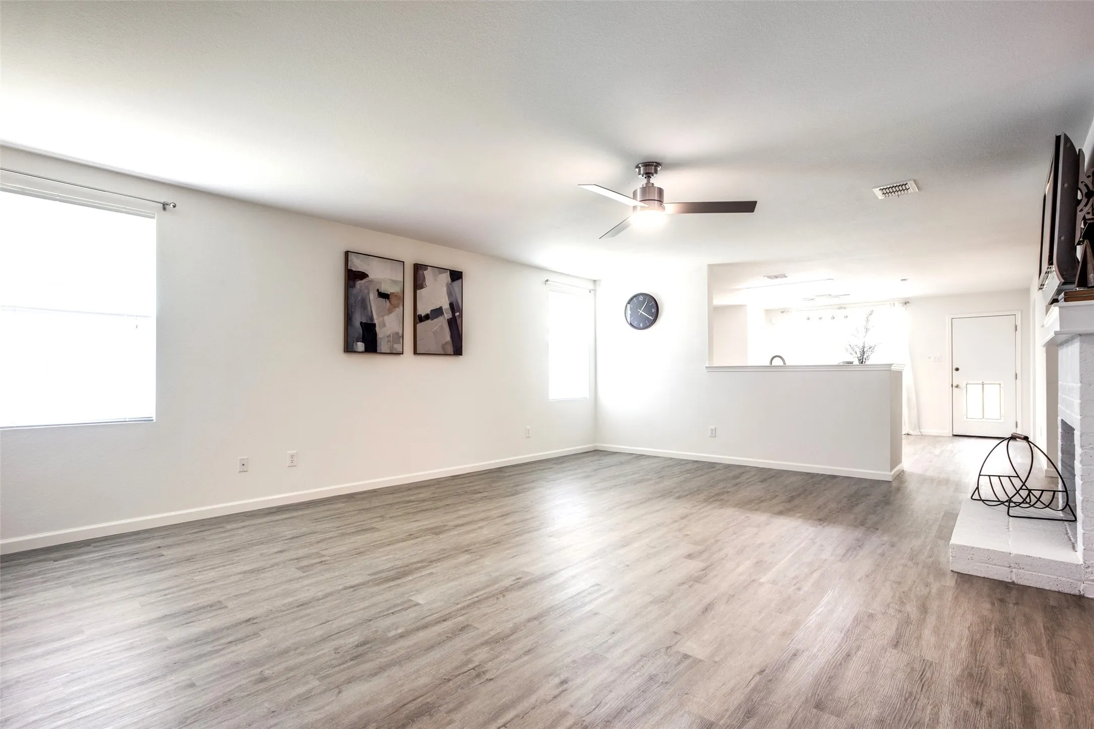 Single Family Residence For Rent in Collin County , 12685 Drexel Street, Frisco, Texas 75035, 3 Bedroom, 2 Bathroom, 2 Garage spaces, 1,640 Sqft, built in 2004, mls#21365248, Real Estate Agent in Frisco, Homes For Rent in Collin county, Homes For Rent in Frisco, Realtor in Frisco Texas, Real Estate Brokerage Independent Realty Texas, Luminita Cordes Realtor