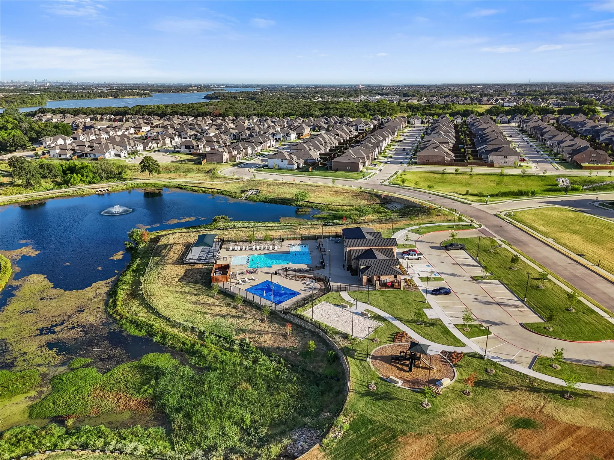 Single Family Residence For Rent in Denton County , 260 Adelina Drive, Little Elm, Texas 75068, 4 Bedroom, 3 Bathroom, 2 Garage spaces, 2,067 Sqft, built in 2024, mls#21365705, Real Estate Agent in Little Elm, Homes For Rent in Denton county, Homes For Rent in Little Elm, Realtor in Little Elm Texas, Real Estate Brokerage Independent Realty Texas, Luminita Cordes Realtor