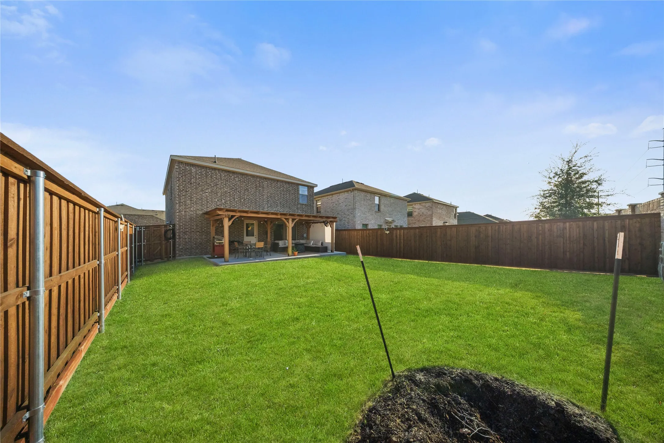 Single Family Residence For Rent in Denton County , 260 Adelina Drive, Little Elm, Texas 75068, 4 Bedroom, 3 Bathroom, 2 Garage spaces, 2,067 Sqft, built in 2024, mls#21365705, Real Estate Agent in Little Elm, Homes For Rent in Denton county, Homes For Rent in Little Elm, Realtor in Little Elm Texas, Real Estate Brokerage Independent Realty Texas, Luminita Cordes Realtor