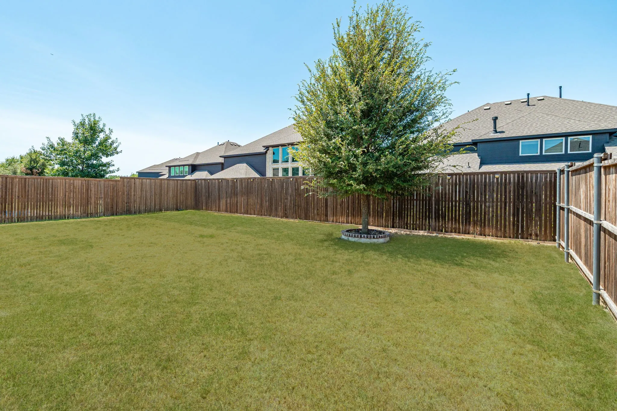 Single Family Residence For Sale in Denton County , 4529 Conrad Avenue, Celina, Texas 76227, 4 Bedroom, 2 Bathroom, 2 Garage spaces, 1,862 Sqft, built in 2019, mls#21361265, Real Estate Agent in Celina, Homes For Sale in Denton county, Homes For Sale in Celina, Realtor in Celina Texas, Real Estate Brokerage Independent Realty Texas, Luminita Cordes Realtor