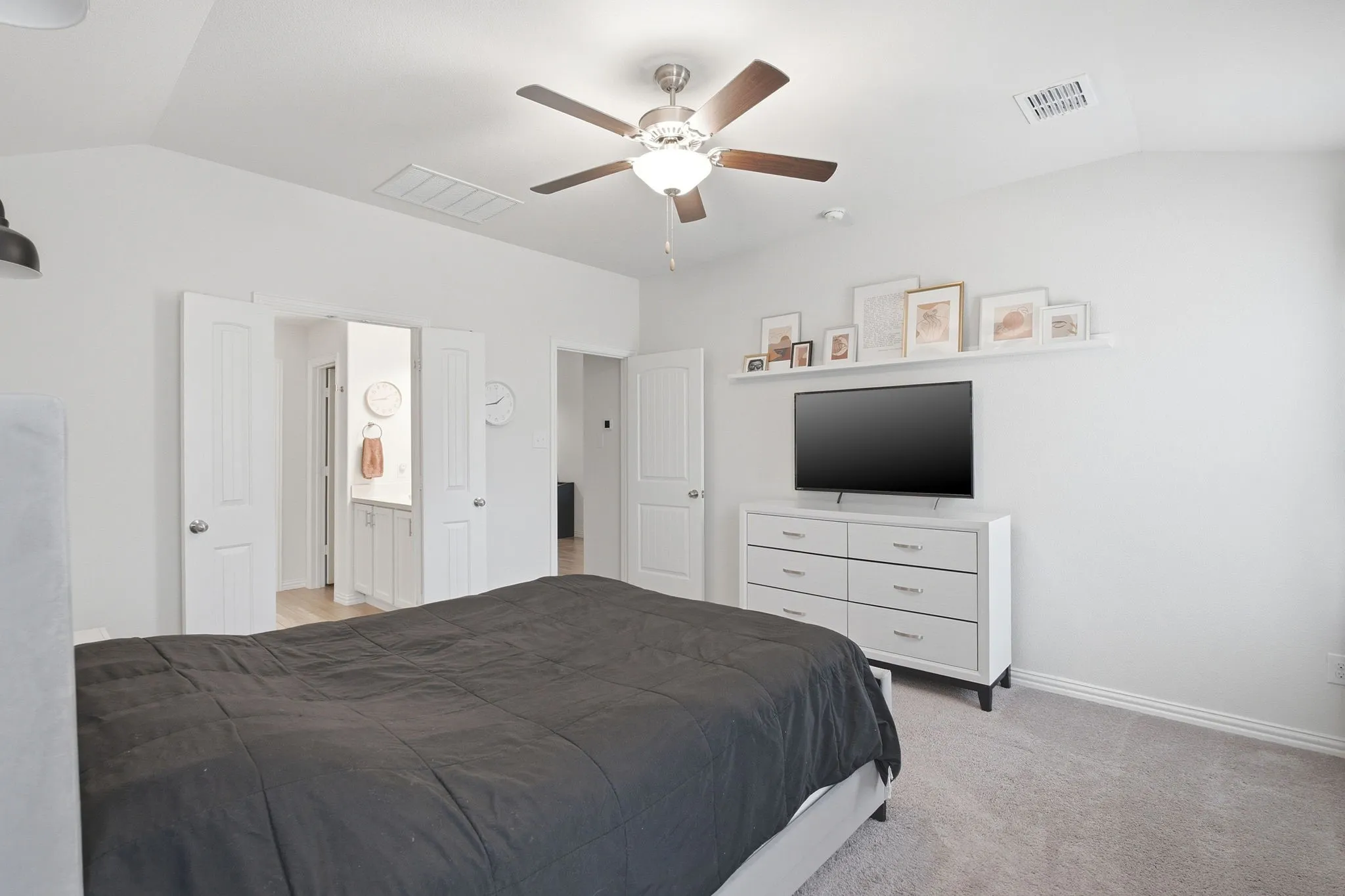 Single Family Residence For Sale in Denton County , 4529 Conrad Avenue, Celina, Texas 76227, 4 Bedroom, 2 Bathroom, 2 Garage spaces, 1,862 Sqft, built in 2019, mls#21361265, Real Estate Agent in Celina, Homes For Sale in Denton county, Homes For Sale in Celina, Realtor in Celina Texas, Real Estate Brokerage Independent Realty Texas, Luminita Cordes Realtor