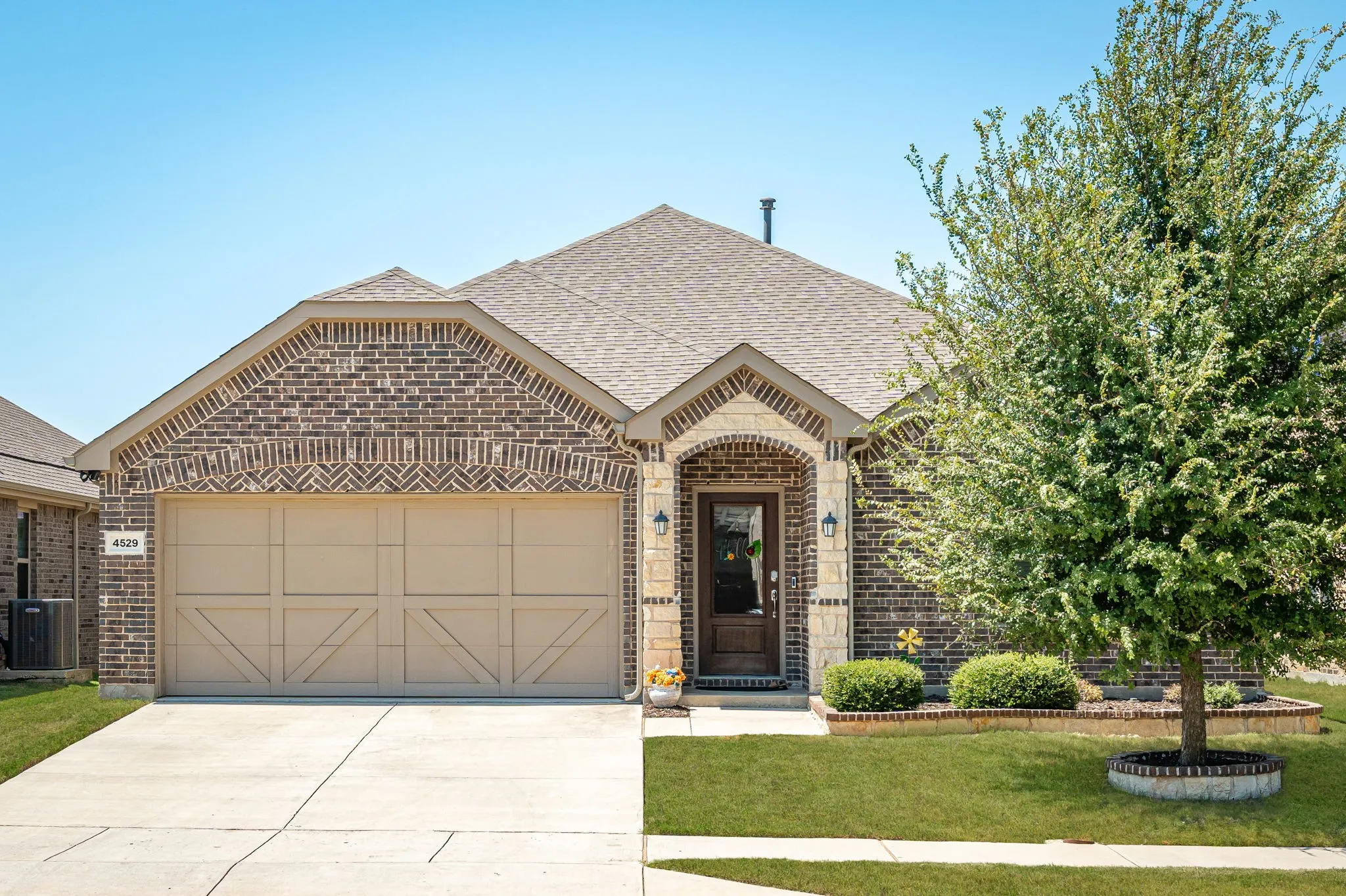 Single Family Residence For Sale in Denton County , 4529 Conrad Avenue, Celina, Texas 76227, 4 Bedroom, 2 Bathroom, 2 Garage spaces, 1,862 Sqft, built in 2019, mls#21361265, Real Estate Agent in Celina, Homes For Sale in Denton county, Homes For Sale in Celina, Realtor in Celina Texas, Real Estate Brokerage Independent Realty Texas, Luminita Cordes Realtor