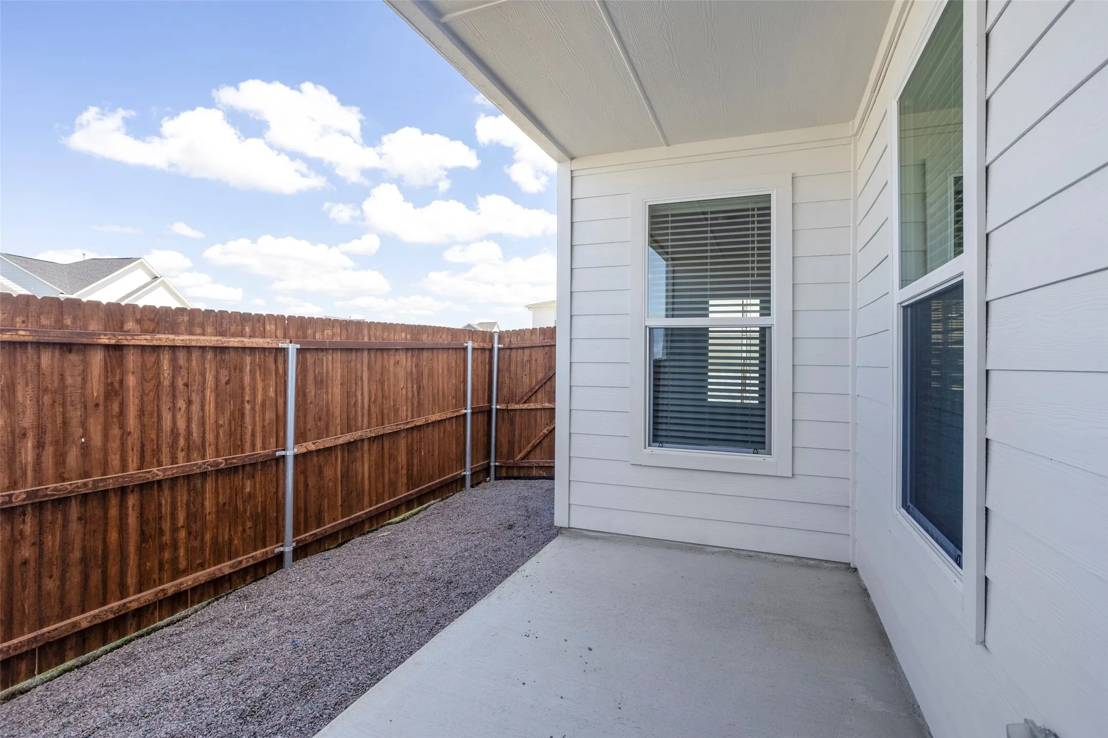 Townhouse For Rent in Tarrant County , 3453 Lake District Lane, Fort Worth, Texas 76135, 3 Bedroom, 3 Bathroom, 2 Garage spaces, 1,805 Sqft, built in 2024, mls#21365094, Real Estate Agent in Fort Worth, Homes For Rent in Tarrant county, Homes For Rent in Fort Worth, Realtor in Fort Worth Texas, Real Estate Brokerage Independent Realty Texas, Luminita Cordes Realtor