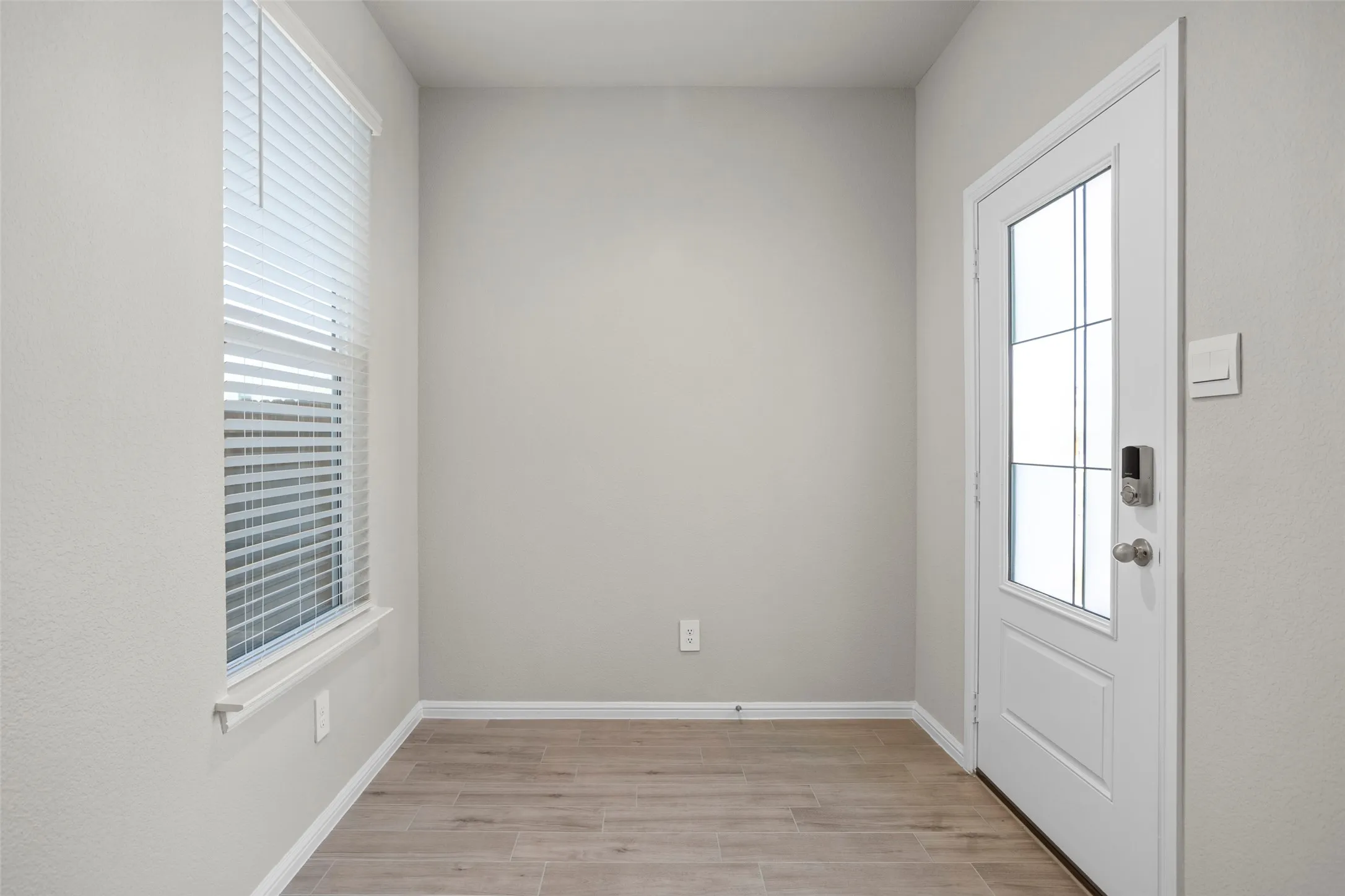 Townhouse For Rent in Tarrant County , 3453 Lake District Lane, Fort Worth, Texas 76135, 3 Bedroom, 3 Bathroom, 2 Garage spaces, 1,805 Sqft, built in 2024, mls#21365094, Real Estate Agent in Fort Worth, Homes For Rent in Tarrant county, Homes For Rent in Fort Worth, Realtor in Fort Worth Texas, Real Estate Brokerage Independent Realty Texas, Luminita Cordes Realtor