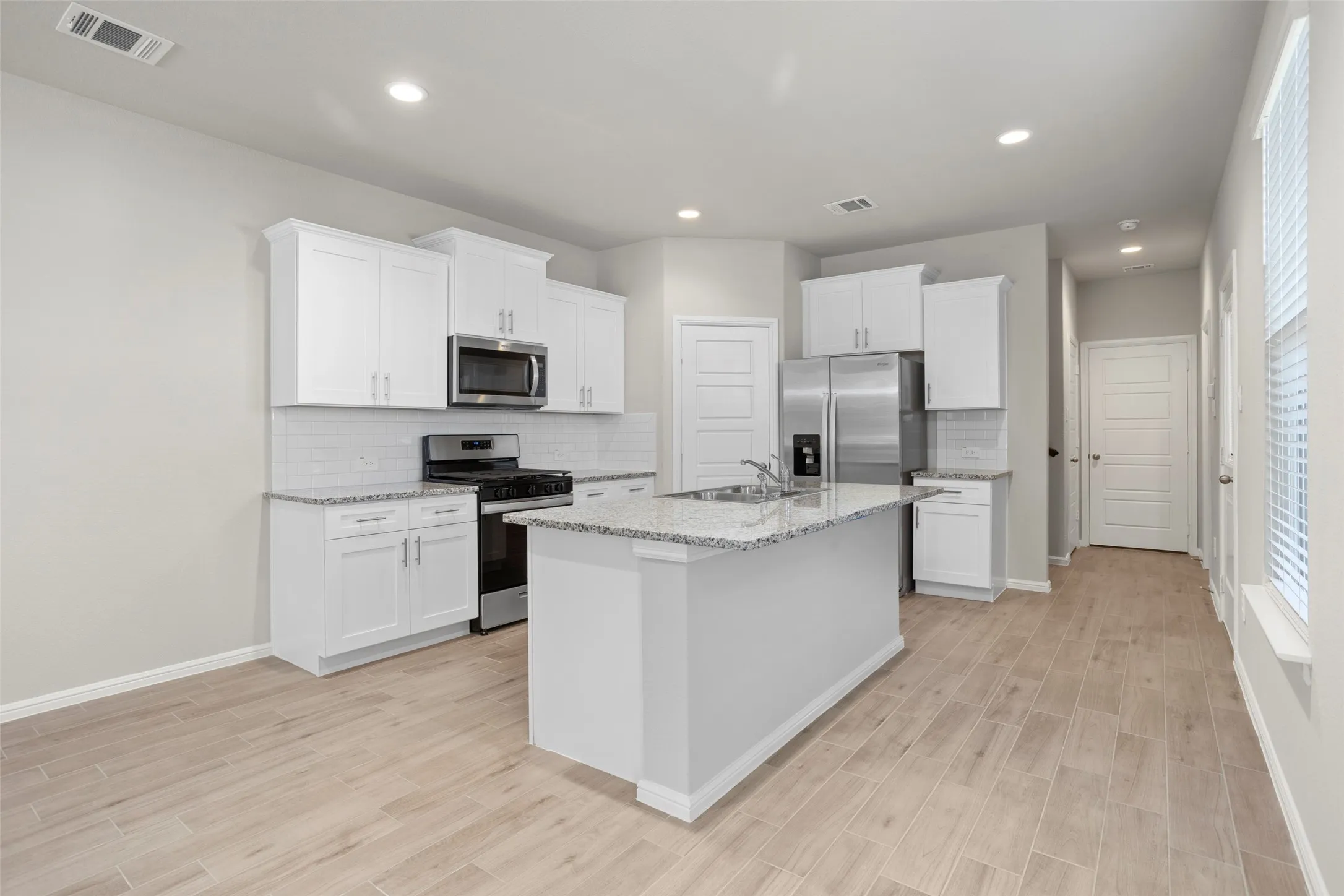 Townhouse For Rent in Tarrant County , 3453 Lake District Lane, Fort Worth, Texas 76135, 3 Bedroom, 3 Bathroom, 2 Garage spaces, 1,805 Sqft, built in 2024, mls#21365094, Real Estate Agent in Fort Worth, Homes For Rent in Tarrant county, Homes For Rent in Fort Worth, Realtor in Fort Worth Texas, Real Estate Brokerage Independent Realty Texas, Luminita Cordes Realtor