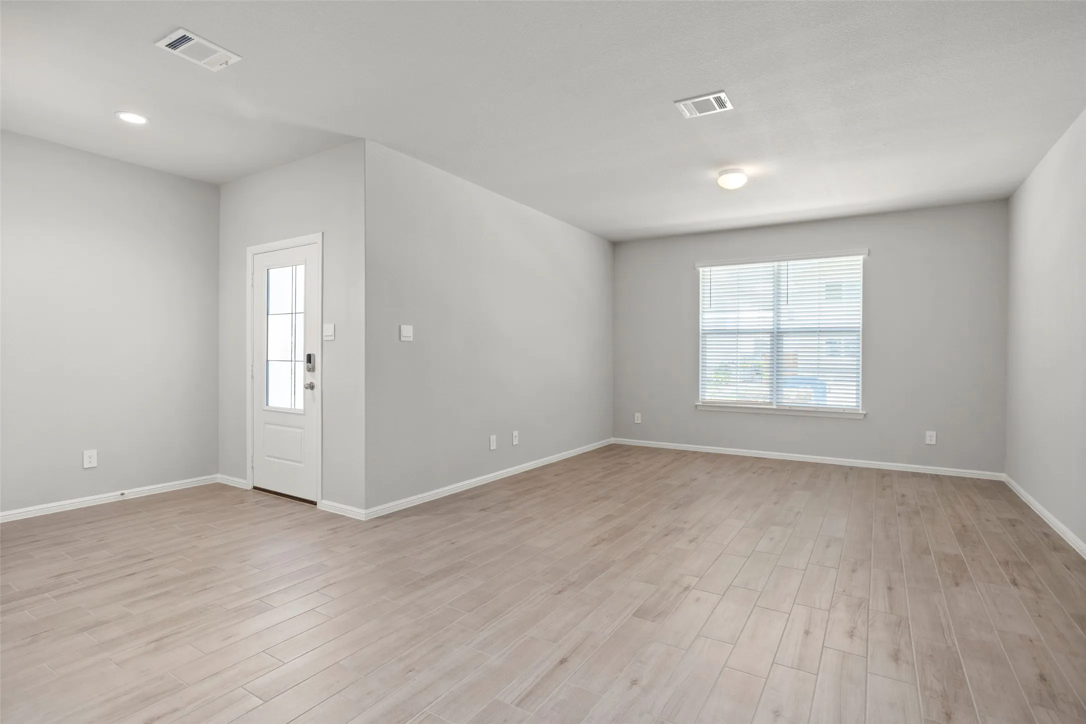 Townhouse For Rent in Tarrant County , 3453 Lake District Lane, Fort Worth, Texas 76135, 3 Bedroom, 3 Bathroom, 2 Garage spaces, 1,805 Sqft, built in 2024, mls#21365094, Real Estate Agent in Fort Worth, Homes For Rent in Tarrant county, Homes For Rent in Fort Worth, Realtor in Fort Worth Texas, Real Estate Brokerage Independent Realty Texas, Luminita Cordes Realtor