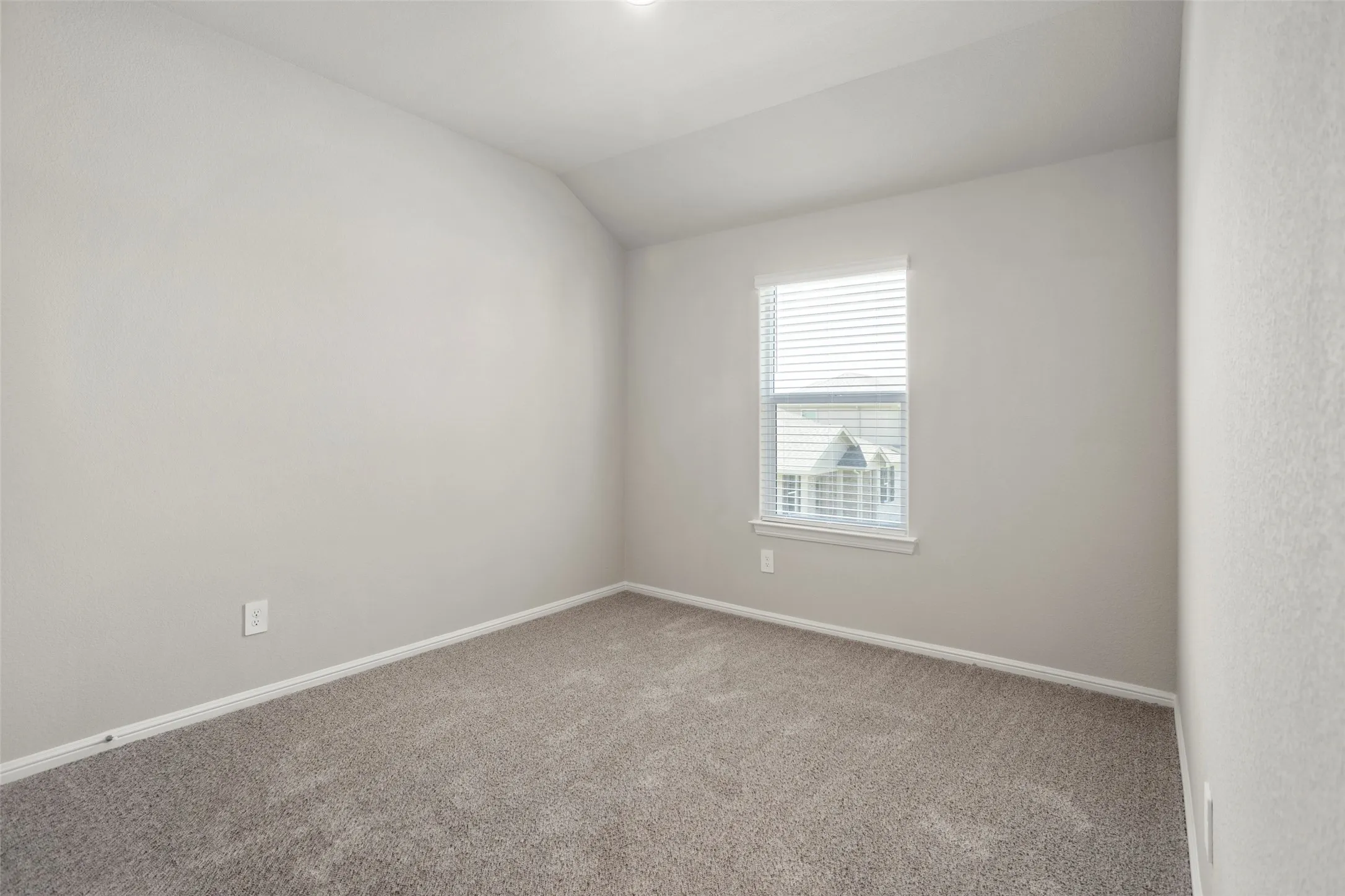 Townhouse For Rent in Tarrant County , 3453 Lake District Lane, Fort Worth, Texas 76135, 3 Bedroom, 3 Bathroom, 2 Garage spaces, 1,805 Sqft, built in 2024, mls#21365094, Real Estate Agent in Fort Worth, Homes For Rent in Tarrant county, Homes For Rent in Fort Worth, Realtor in Fort Worth Texas, Real Estate Brokerage Independent Realty Texas, Luminita Cordes Realtor