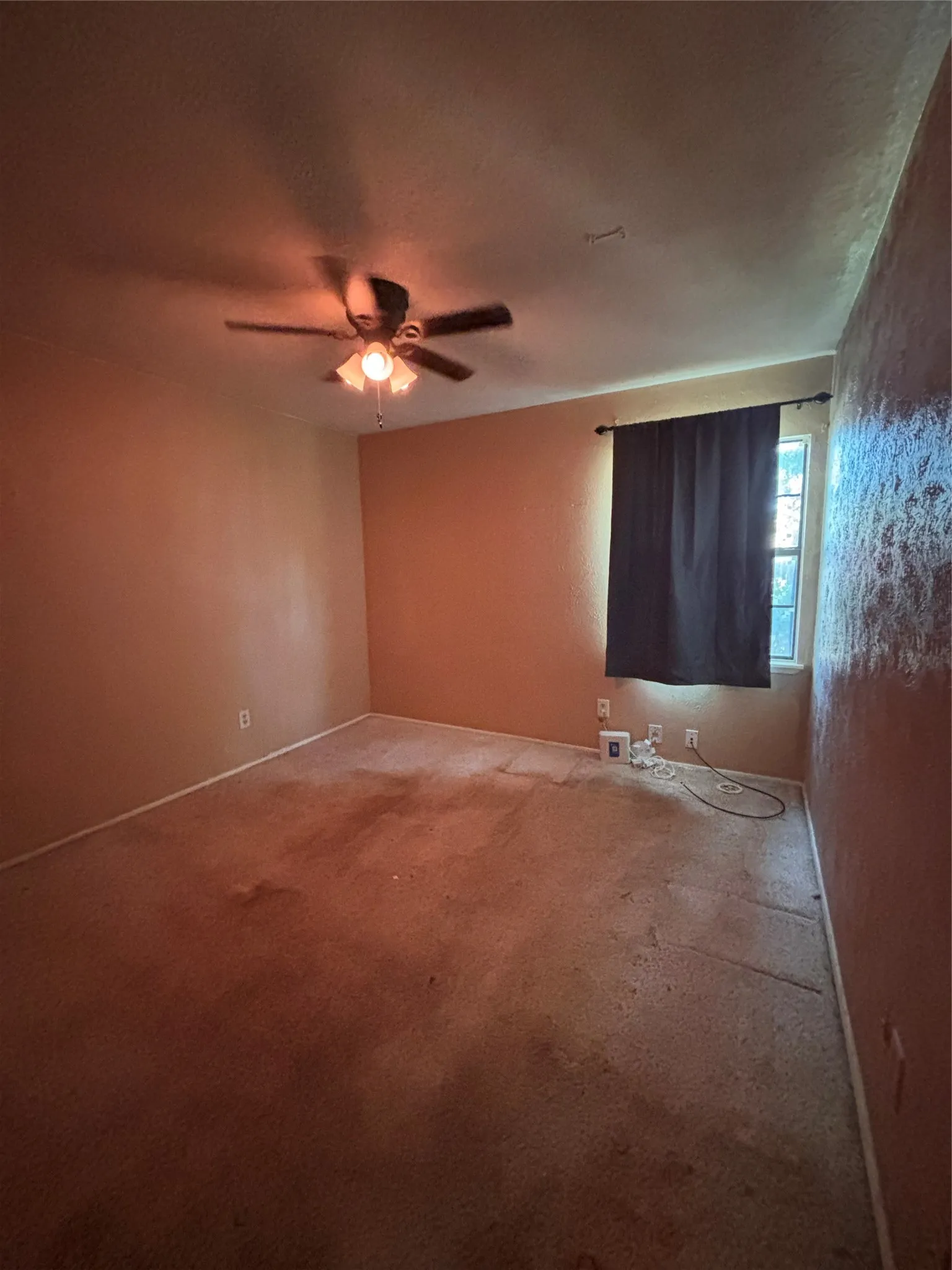 Single Family Residence For Sale in Dallas County , 7402 Red Osier Road, Dallas, Texas 75249, 3 Bedroom, 2 Bathroom, 2 Garage spaces, 1,670 Sqft, built in 1982, mls#21364461, Real Estate Agent in Dallas, Homes For Sale in Dallas county, Homes For Sale in Dallas, Realtor in Dallas Texas, Real Estate Brokerage Independent Realty Texas, Luminita Cordes Realtor