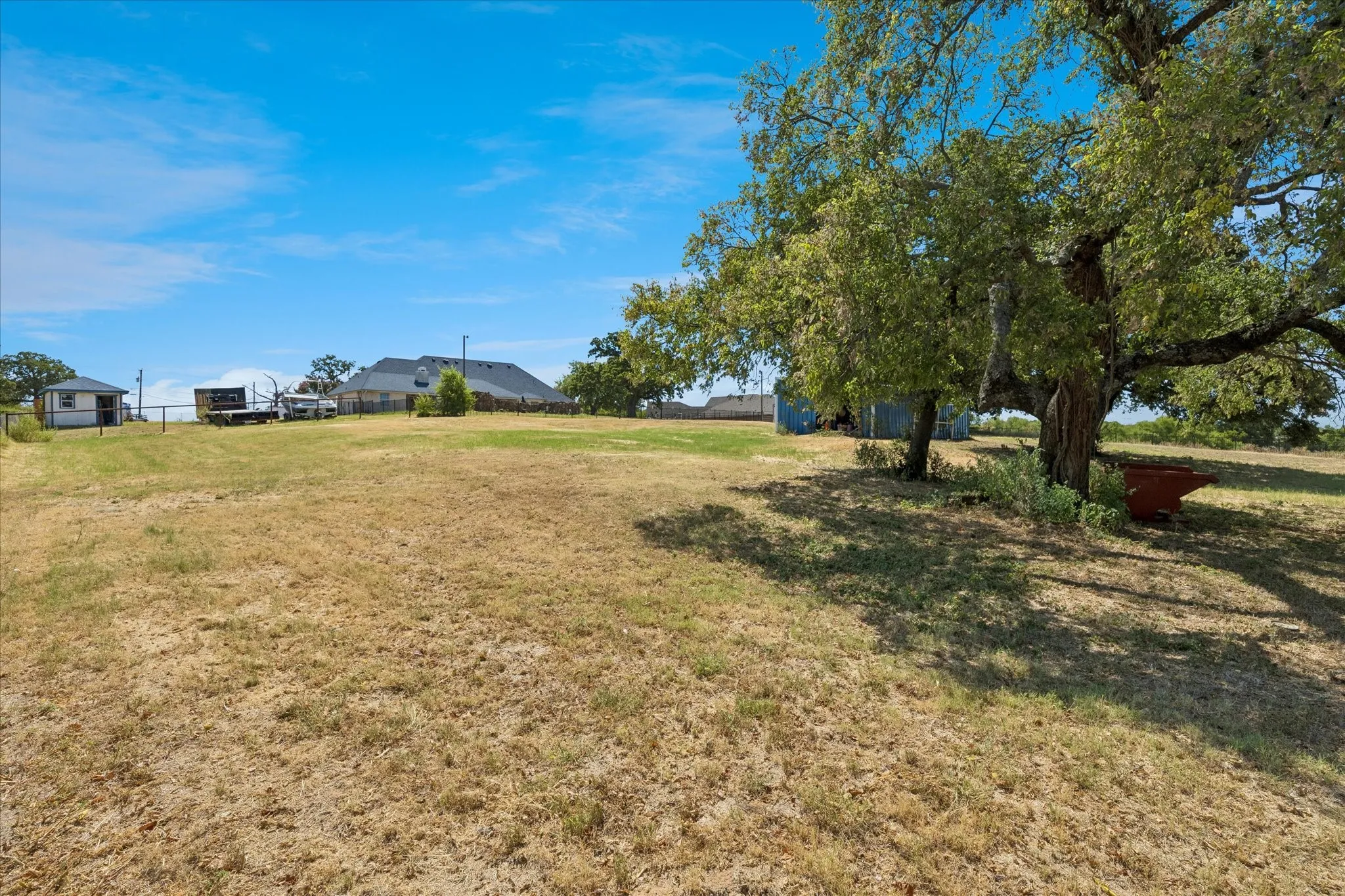 Single Family Residence For Sale in Tarrant County , 3750 Kennedale New Hope Road, Kennedale, Texas 76060, 4 Bedroom, 2 Bathroom, 4 Garage spaces, 2,598 Sqft, built in 1995, mls#21364995, Real Estate Agent in Kennedale, Homes For Sale in Tarrant county, Homes For Sale in Kennedale, Realtor in Kennedale Texas, Real Estate Brokerage Independent Realty Texas, Luminita Cordes Realtor