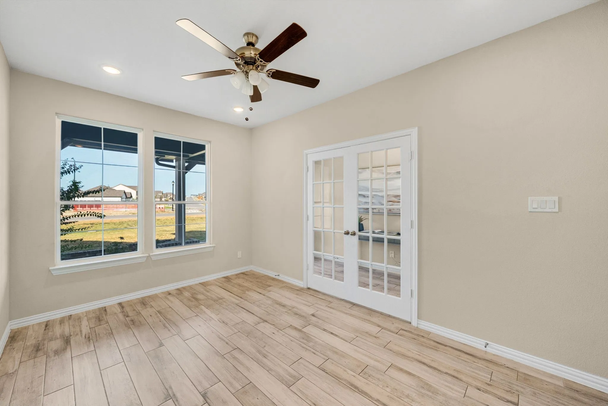 Single Family Residence For Sale in Wise County , 107 Red Cliff Court, Rhome, Texas 76078, 4 Bedroom, 2 Bathroom, 2 Garage spaces, 2,229 Sqft, built in 2023, mls#21357412, Real Estate Agent in Rhome, Homes For Sale in Wise county, Homes For Sale in Rhome, Realtor in Rhome Texas, Real Estate Brokerage Independent Realty Texas, Luminita Cordes Realtor
