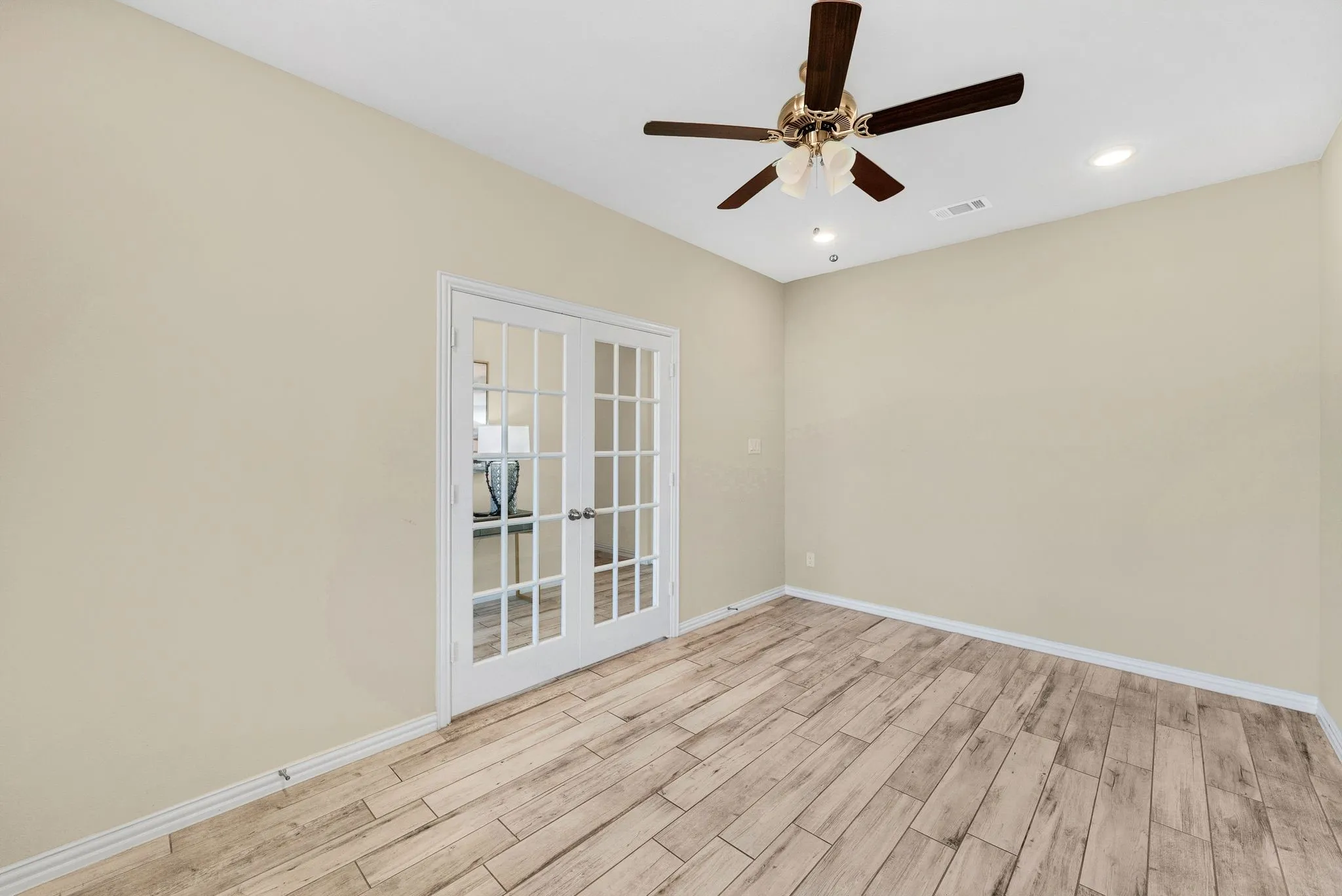 Single Family Residence For Sale in Wise County , 107 Red Cliff Court, Rhome, Texas 76078, 4 Bedroom, 2 Bathroom, 2 Garage spaces, 2,229 Sqft, built in 2023, mls#21357412, Real Estate Agent in Rhome, Homes For Sale in Wise county, Homes For Sale in Rhome, Realtor in Rhome Texas, Real Estate Brokerage Independent Realty Texas, Luminita Cordes Realtor