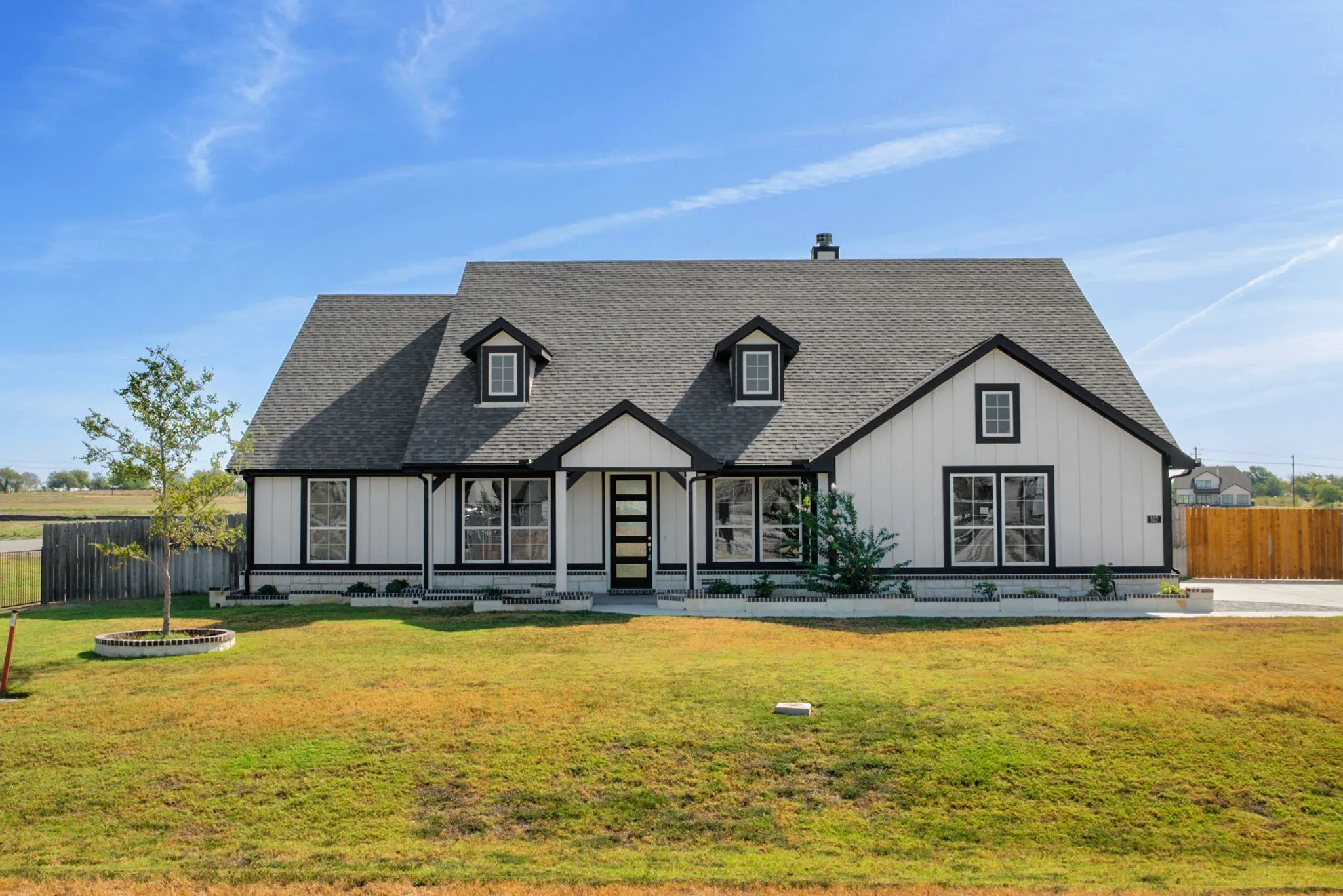 Single Family Residence For Sale in Wise County , 107 Red Cliff Court, Rhome, Texas 76078, 4 Bedroom, 2 Bathroom, 2 Garage spaces, 2,229 Sqft, built in 2023, mls#21357412, Real Estate Agent in Rhome, Homes For Sale in Wise county, Homes For Sale in Rhome, Realtor in Rhome Texas, Real Estate Brokerage Independent Realty Texas, Luminita Cordes Realtor