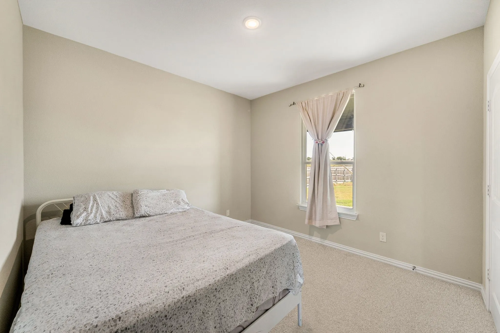 Single Family Residence For Sale in Wise County , 107 Red Cliff Court, Rhome, Texas 76078, 4 Bedroom, 2 Bathroom, 2 Garage spaces, 2,229 Sqft, built in 2023, mls#21357412, Real Estate Agent in Rhome, Homes For Sale in Wise county, Homes For Sale in Rhome, Realtor in Rhome Texas, Real Estate Brokerage Independent Realty Texas, Luminita Cordes Realtor