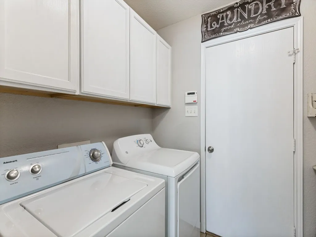 Single Family Residence For Sale in Tarrant County , 420 Marsha Street, Saginaw, Texas 76179, 3 Bedroom, 2 Bathroom, 2 Garage spaces, 1,633 Sqft, built in 2003, mls#21365710, Real Estate Agent in Saginaw, Homes For Sale in Tarrant county, Homes For Sale in Saginaw, Realtor in Saginaw Texas, Real Estate Brokerage Independent Realty Texas, Luminita Cordes Realtor