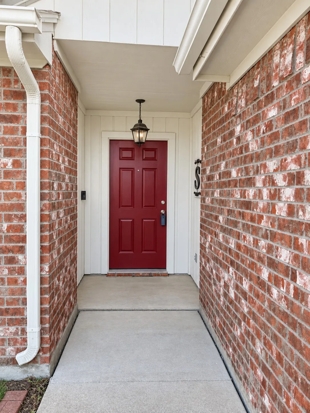 Single Family Residence For Sale in Tarrant County , 420 Marsha Street, Saginaw, Texas 76179, 3 Bedroom, 2 Bathroom, 2 Garage spaces, 1,633 Sqft, built in 2003, mls#21365710, Real Estate Agent in Saginaw, Homes For Sale in Tarrant county, Homes For Sale in Saginaw, Realtor in Saginaw Texas, Real Estate Brokerage Independent Realty Texas, Luminita Cordes Realtor