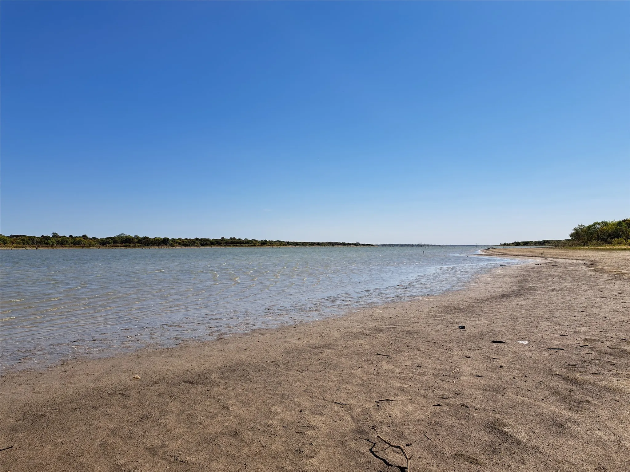 Walk down to Lake Lavon