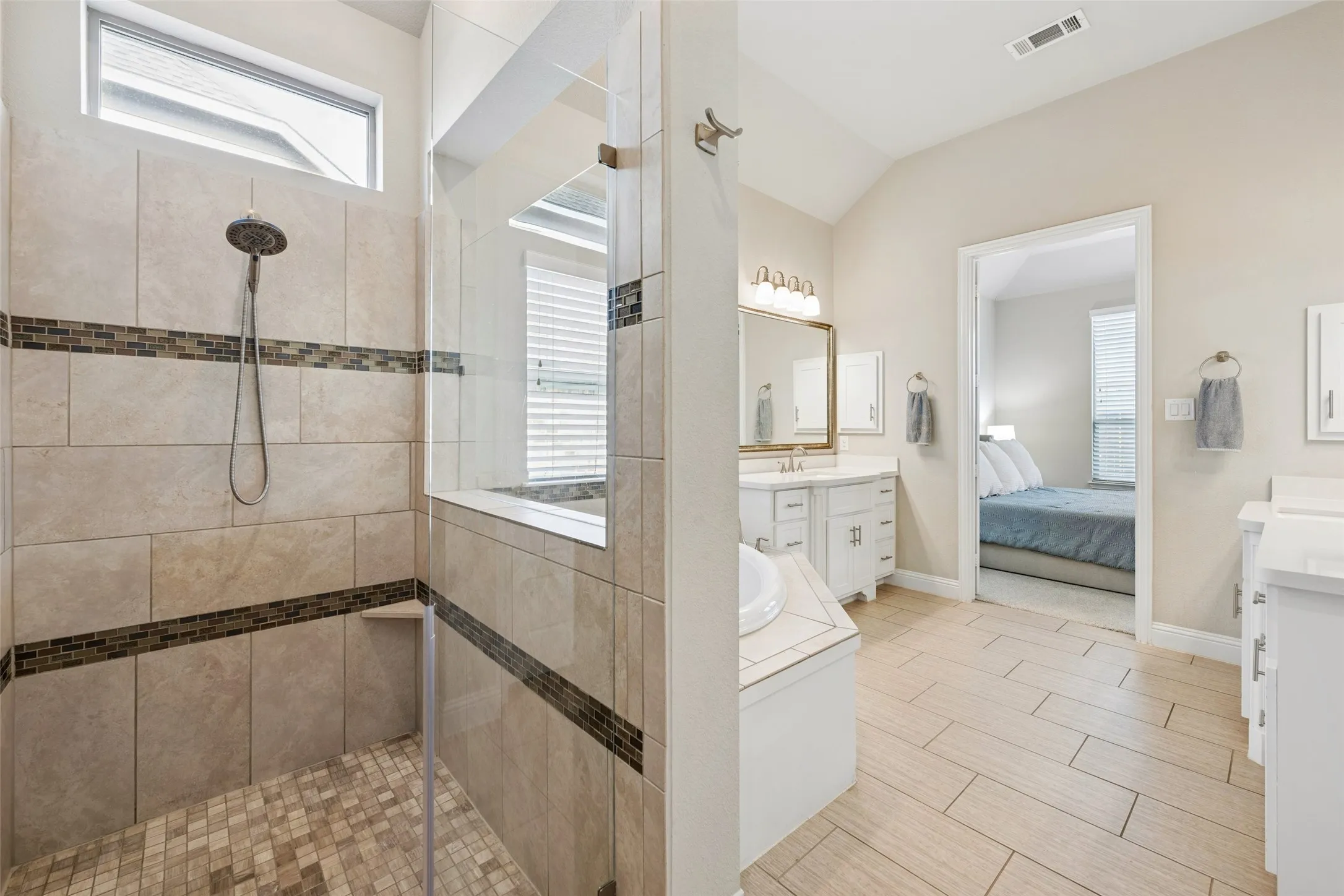 Single Family Residence For Sale in Denton County , 1116 Broadmoor Way, Roanoke, Texas 76262, 4 Bedroom, 3 Bathroom, 3 Garage spaces, 3,406 Sqft, built in 2017, mls#21364335, Real Estate Agent in Roanoke, Homes For Sale in Denton county, Homes For Sale in Roanoke, Realtor in Roanoke Texas, Real Estate Brokerage Independent Realty Texas, Luminita Cordes Realtor