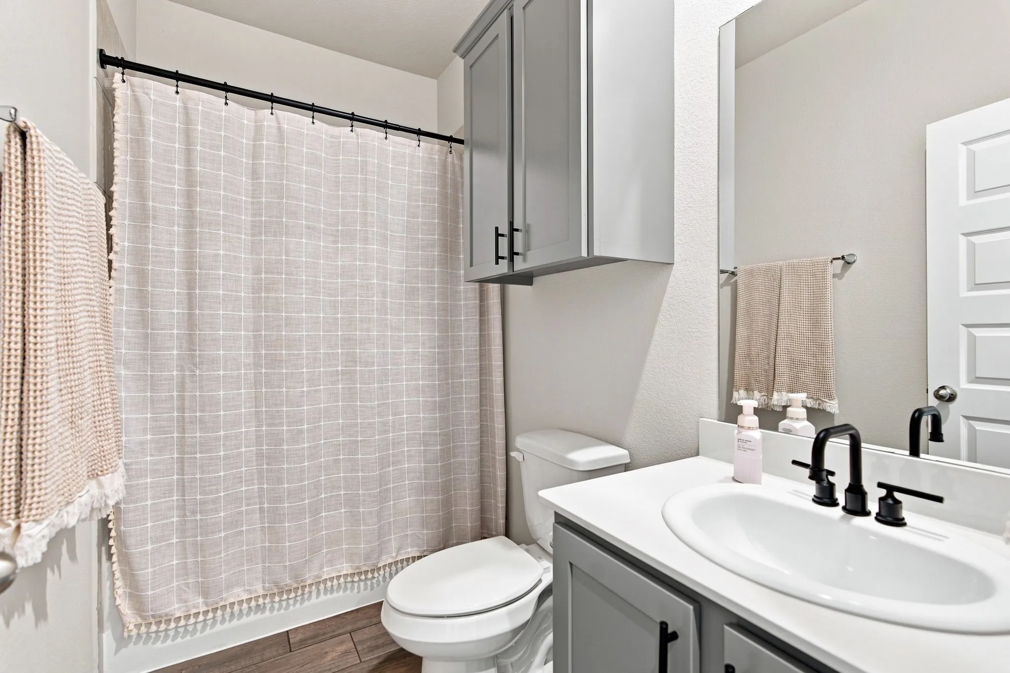 Single Family Residence For Sale in Tarrant County , 2245 Bellatrix Drive, Haslet, Texas 76052, 4 Bedroom, 3 Bathroom, 2 Garage spaces, 2,526 Sqft, built in 2023, mls#21365676, Real Estate Agent in Haslet, Homes For Sale in Tarrant county, Homes For Sale in Haslet, Realtor in Haslet Texas, Real Estate Brokerage Independent Realty Texas, Luminita Cordes Realtor