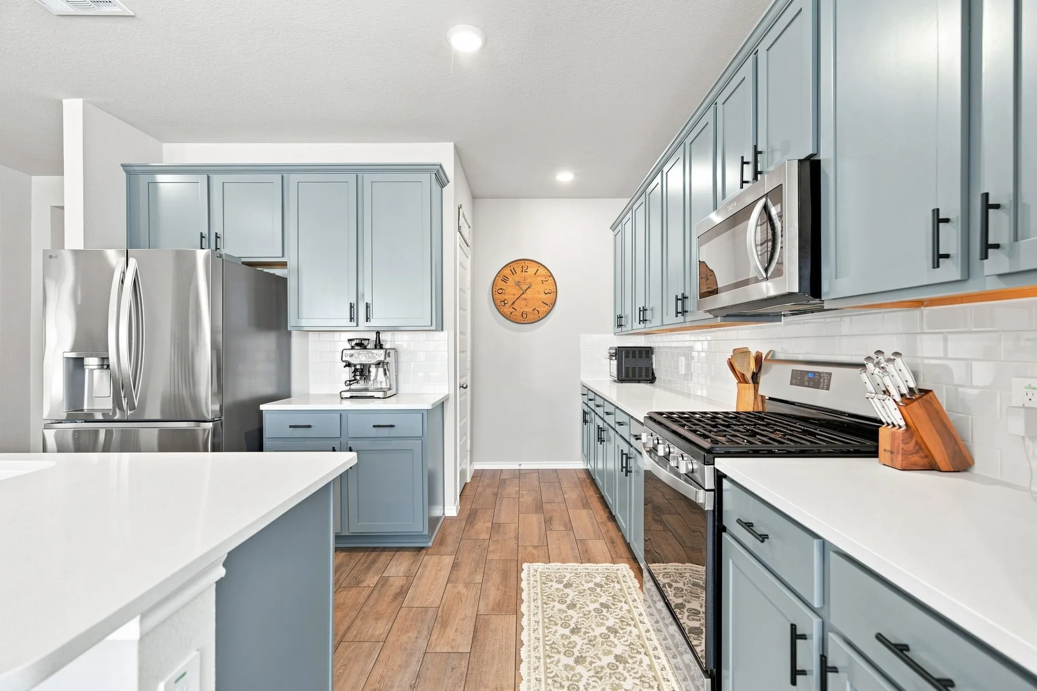 Single Family Residence For Sale in Tarrant County , 2245 Bellatrix Drive, Haslet, Texas 76052, 4 Bedroom, 3 Bathroom, 2 Garage spaces, 2,526 Sqft, built in 2023, mls#21365676, Real Estate Agent in Haslet, Homes For Sale in Tarrant county, Homes For Sale in Haslet, Realtor in Haslet Texas, Real Estate Brokerage Independent Realty Texas, Luminita Cordes Realtor