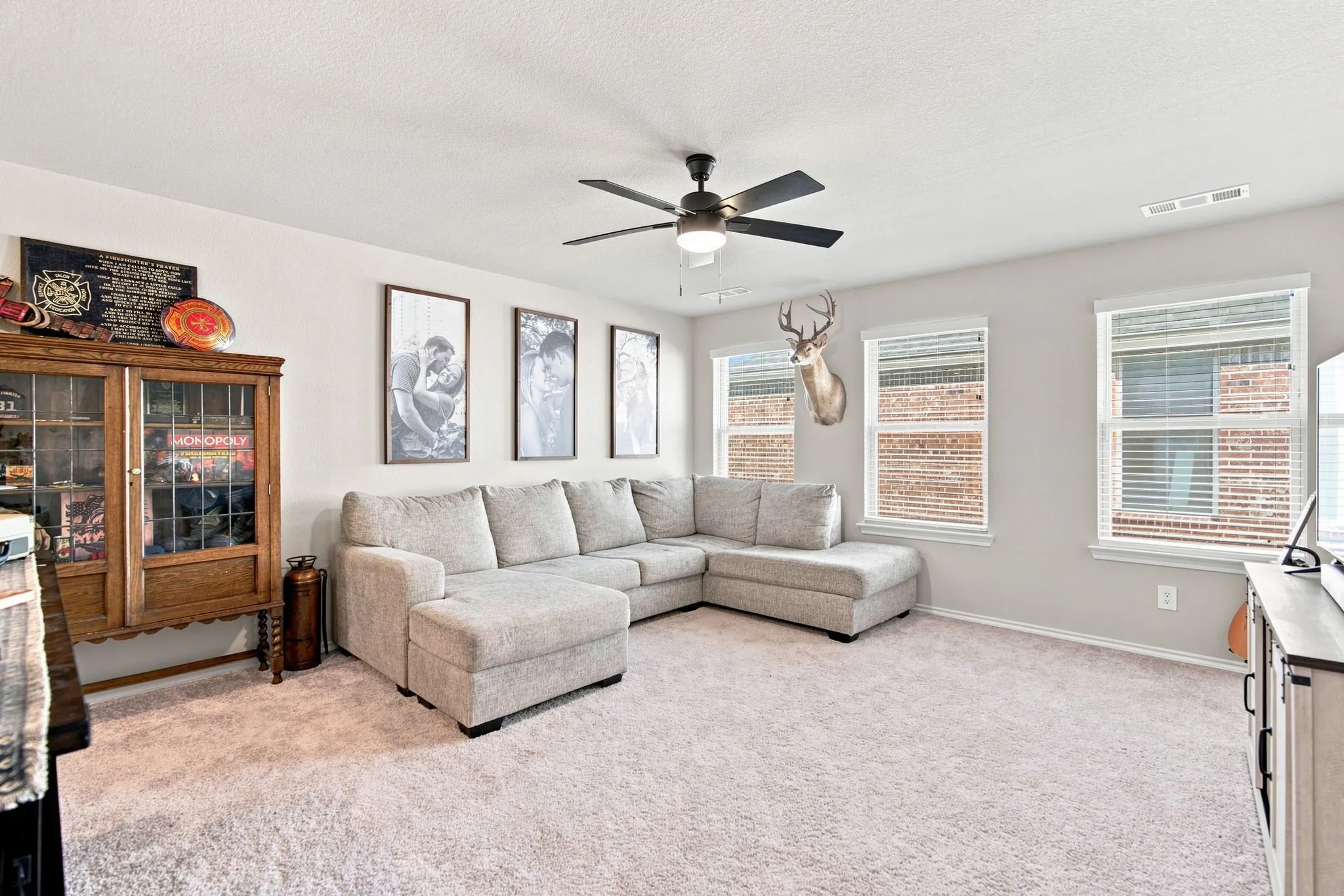 upstairs second living area
