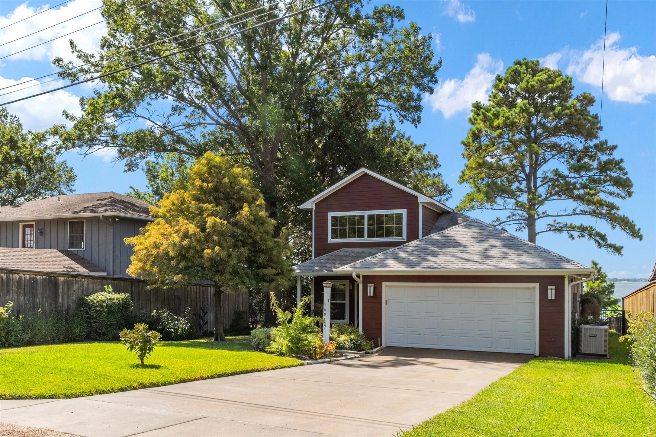 109 Briarwood Dr
