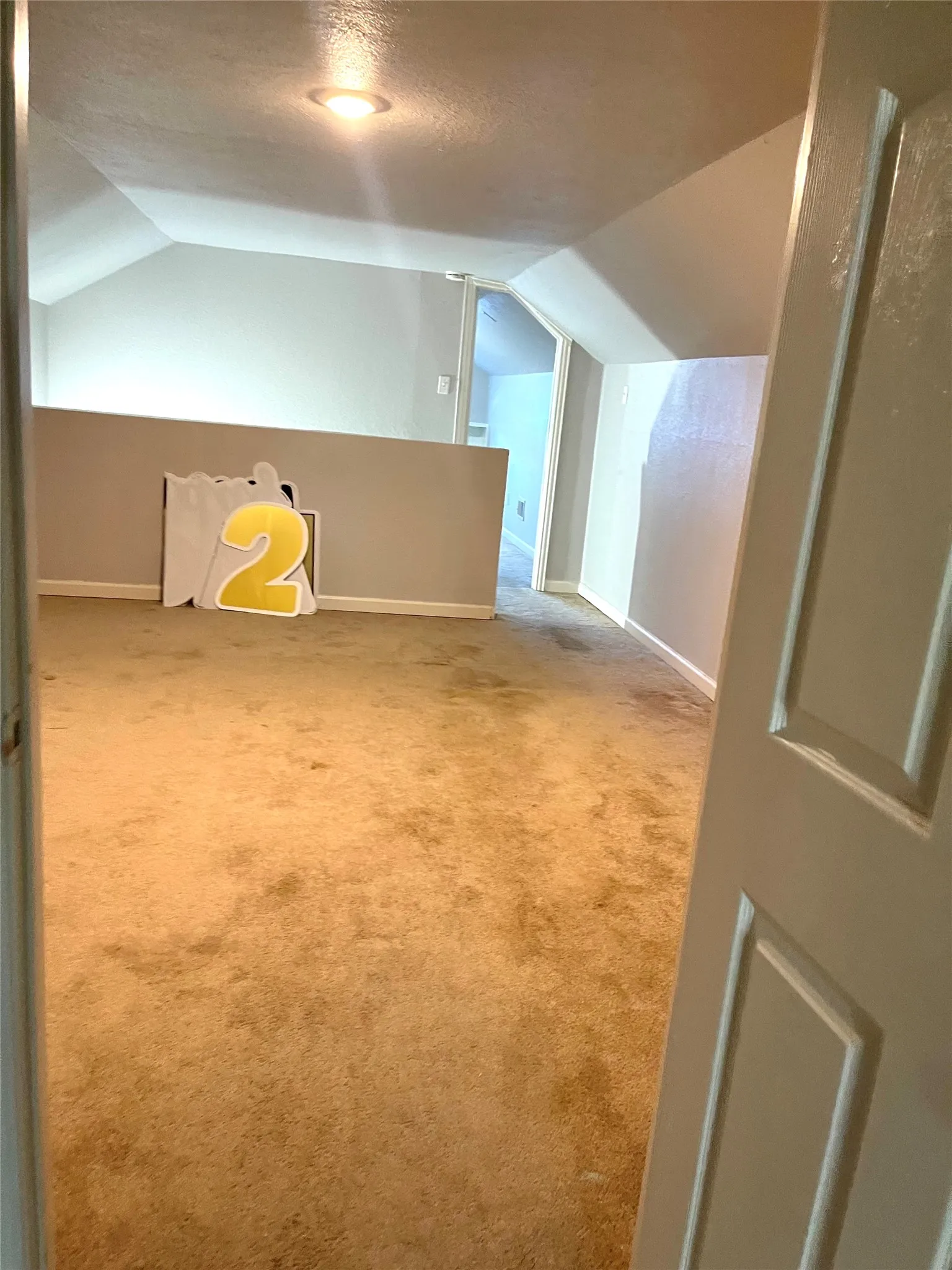 Single Family Residence For Sale in Tarrant County , 6912 Heritage Lane, Fort Worth, Texas 76134, 5 Bedroom, 2 Bathroom, 2 Garage spaces, 2,362 Sqft, built in 1959, mls#21364428, Real Estate Agent in Fort Worth, Homes For Sale in Tarrant county, Homes For Sale in Fort Worth, Realtor in Fort Worth Texas, Real Estate Brokerage Independent Realty Texas, Luminita Cordes Realtor