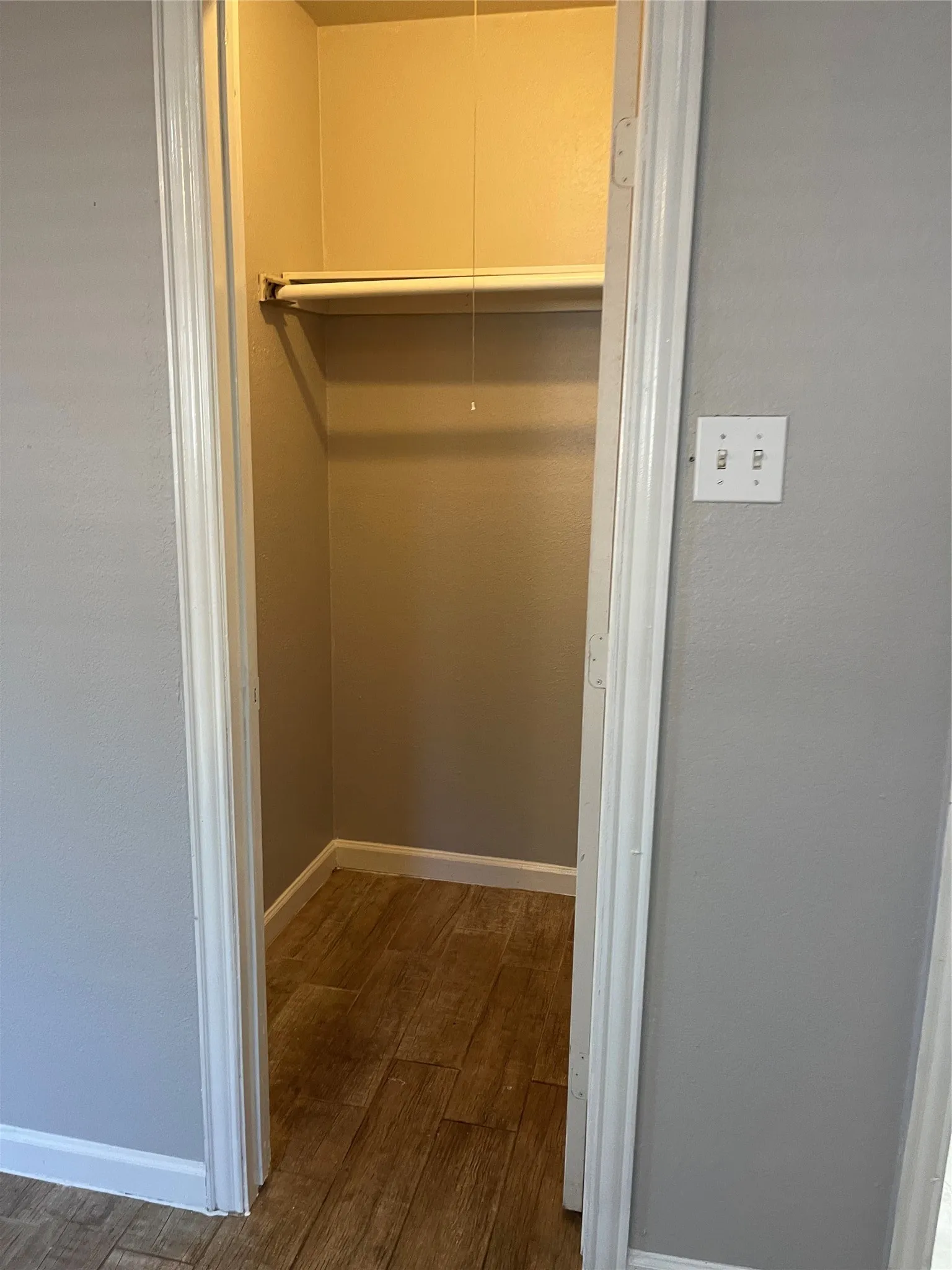 Single Family Residence For Sale in Tarrant County , 6912 Heritage Lane, Fort Worth, Texas 76134, 5 Bedroom, 2 Bathroom, 2 Garage spaces, 2,362 Sqft, built in 1959, mls#21364428, Real Estate Agent in Fort Worth, Homes For Sale in Tarrant county, Homes For Sale in Fort Worth, Realtor in Fort Worth Texas, Real Estate Brokerage Independent Realty Texas, Luminita Cordes Realtor