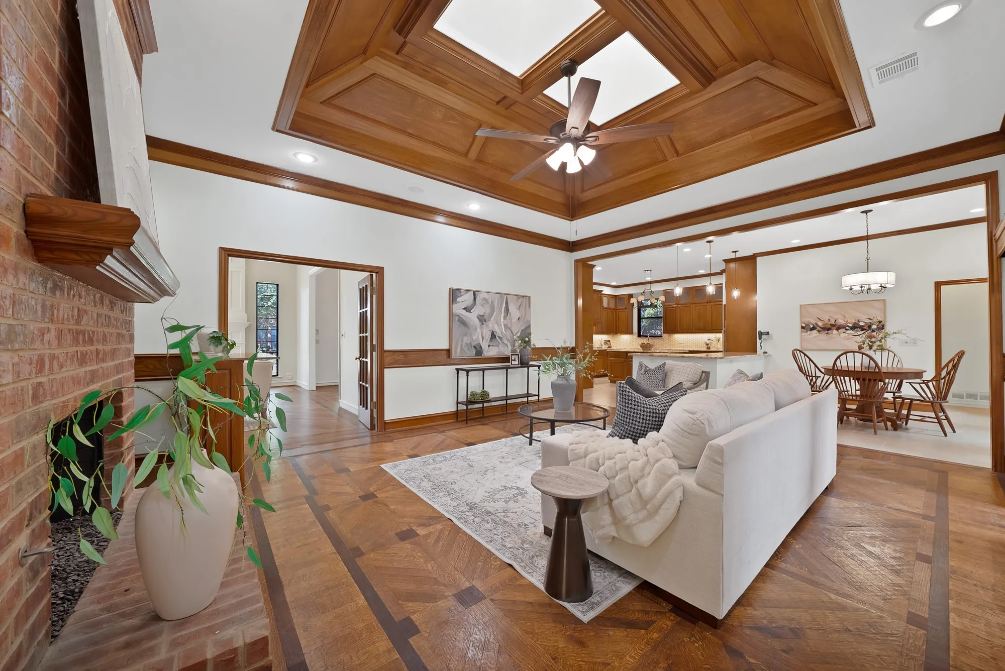 Single Family Residence For Sale in Collin County , 3516 Nancy Court, Plano, Texas 75023, 4 Bedroom, 3 Bathroom, 3 Garage spaces, 3,787 Sqft, built in 1984, mls#21359426, Real Estate Agent in Plano, Homes For Sale in Collin county, Homes For Sale in Plano, Realtor in Plano Texas, Real Estate Brokerage Independent Realty Texas, Luminita Cordes Realtor