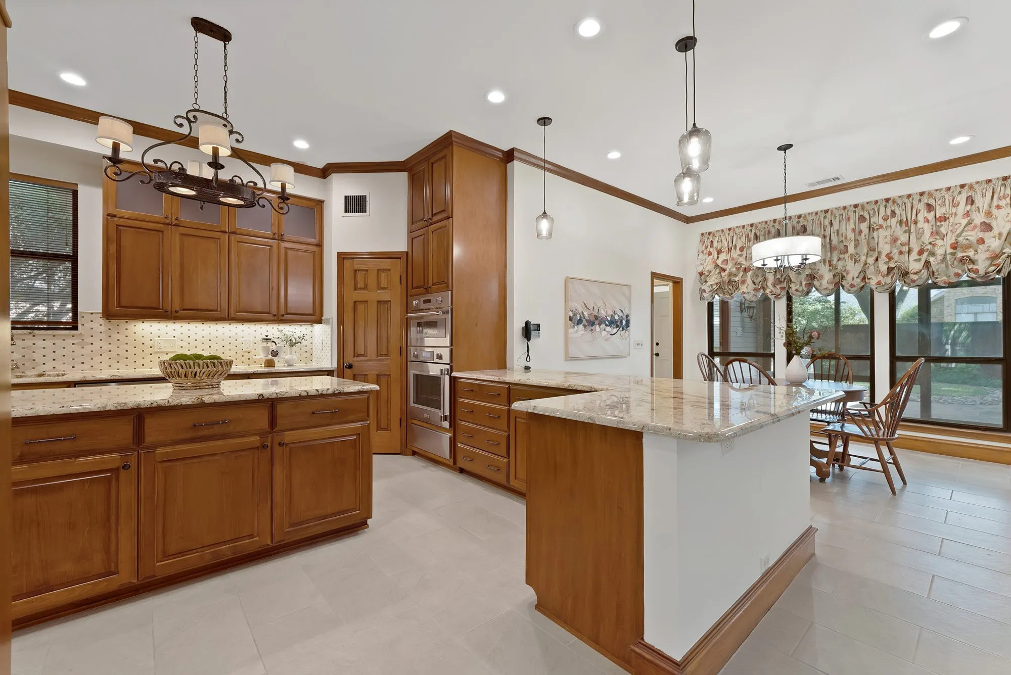 Single Family Residence For Sale in Collin County , 3516 Nancy Court, Plano, Texas 75023, 4 Bedroom, 3 Bathroom, 3 Garage spaces, 3,787 Sqft, built in 1984, mls#21359426, Real Estate Agent in Plano, Homes For Sale in Collin county, Homes For Sale in Plano, Realtor in Plano Texas, Real Estate Brokerage Independent Realty Texas, Luminita Cordes Realtor