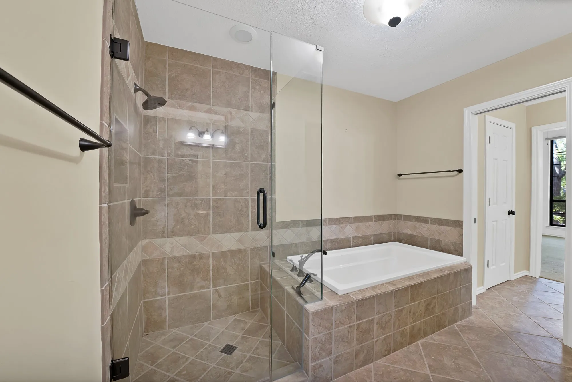 Single Family Residence For Sale in Collin County , 3516 Nancy Court, Plano, Texas 75023, 4 Bedroom, 3 Bathroom, 3 Garage spaces, 3,787 Sqft, built in 1984, mls#21359426, Real Estate Agent in Plano, Homes For Sale in Collin county, Homes For Sale in Plano, Realtor in Plano Texas, Real Estate Brokerage Independent Realty Texas, Luminita Cordes Realtor